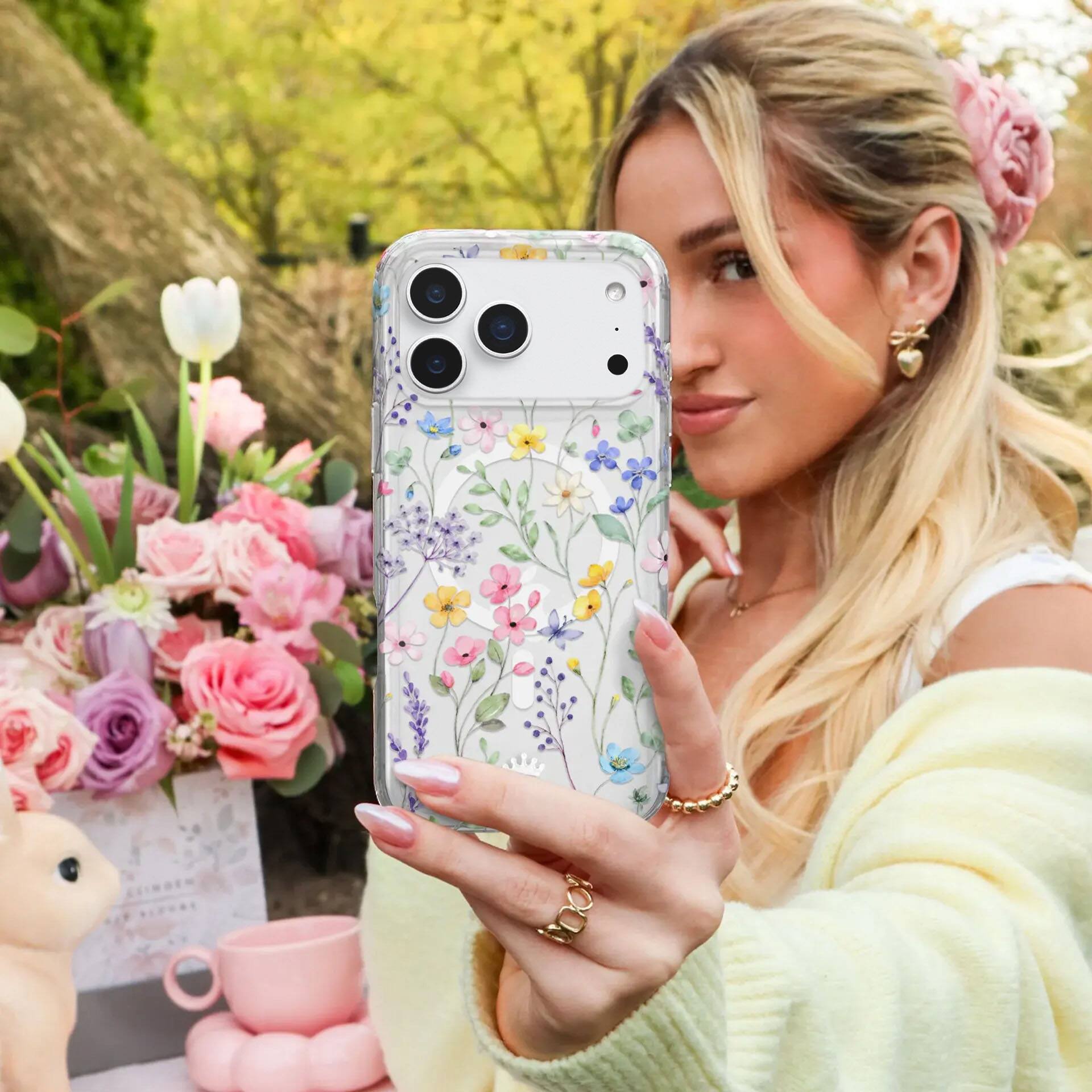 Alt View 5. VELVET CAVIAR - MagSafe Case for Apple iPhone 17 Pro - Enchanted Floral.