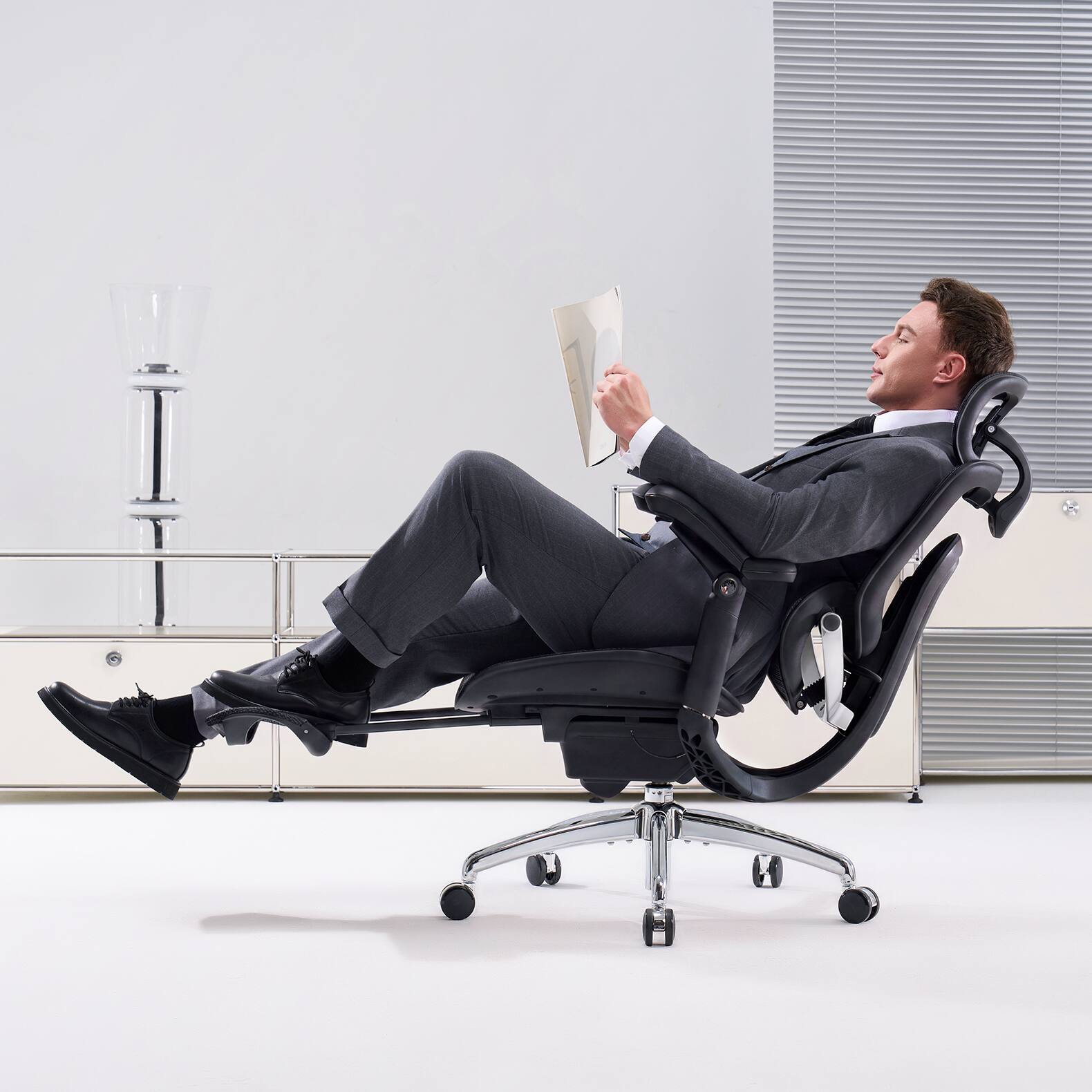 Angle. SIHOO - C300 Pro V2 Ergonomic Office Chair with Footrest & Full-Body Adaptive Support - Black.