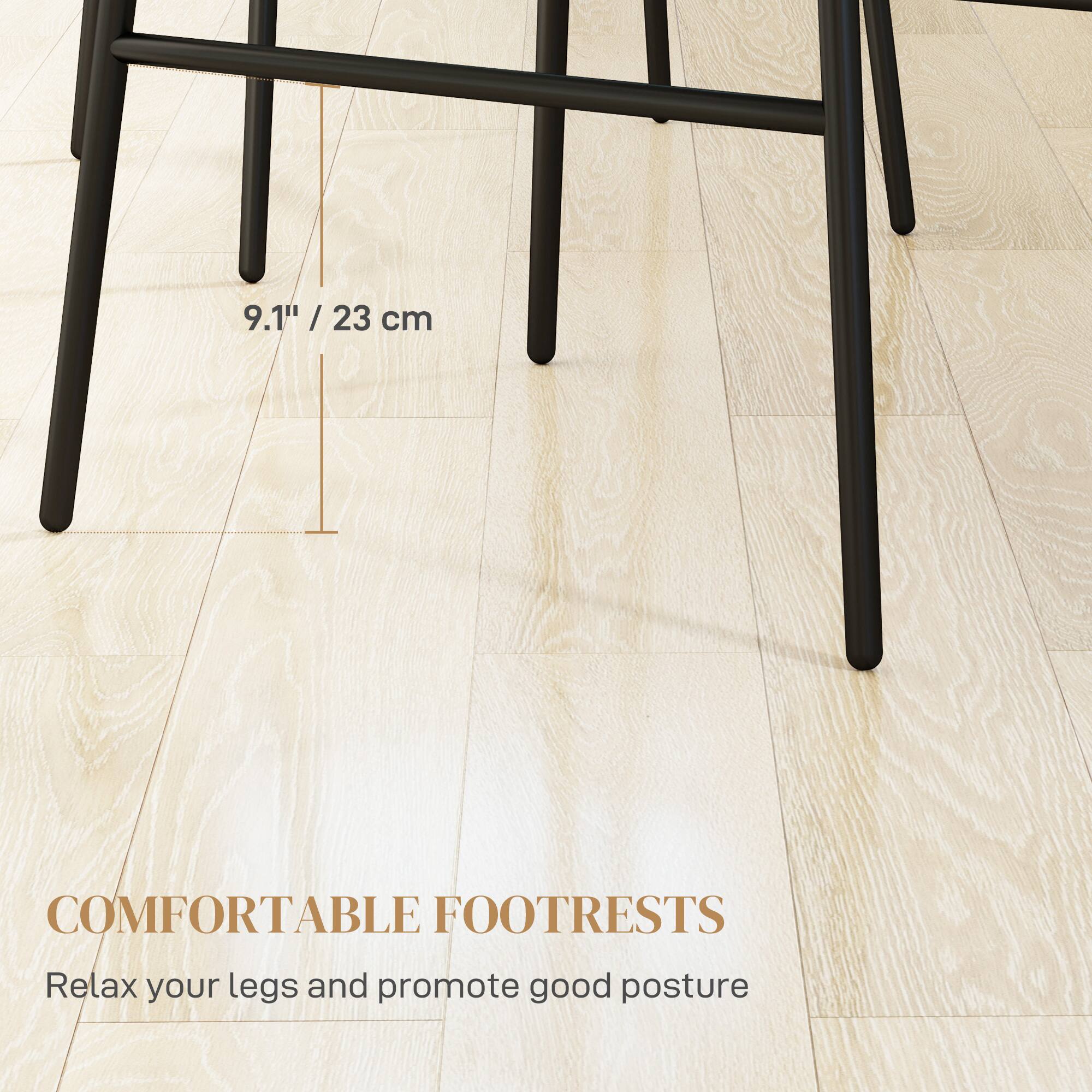 9.1" / 23 cm COMFORTABLE FOOTRESTS Relax your legs and promote good posture