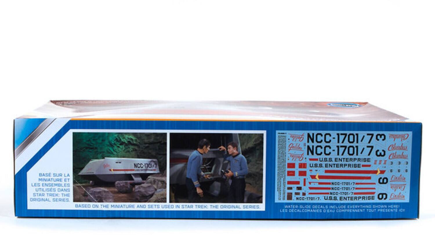 NCC-1701/7 BAS SUR LA MINIATURE ET LES ENSEMBLES UTILISÉS DANS STAR TREK: THE ORIGINAL SERIES BASED ON THE MINIATURE AND SETS USED IN STAR TREK: THE ORIGINAL SERIES.  
NCC-1701/7  
1701  
3 Cohsbu Colile Cbasku  
NCC-1701/7  
3 Colerbu  
110 U.S.S. ENTERPRISE UA  
3  
U.S.S. ENTERPRISE  
Eouteis  
NCC-170177  
9  
NCC-1701/7 Pinstris  
NCC-1701/7  
NCC-1701/7.  
U.S.S. ENTERPRISE  
9  
Pnstoin  
WATER-SLICE DECALS INCLUDE EVERYTHING SHOWN HERE  
LES DECALCOMANIES D'EAU COMPRENNENT TOUT PRÉSENTÉ ICI