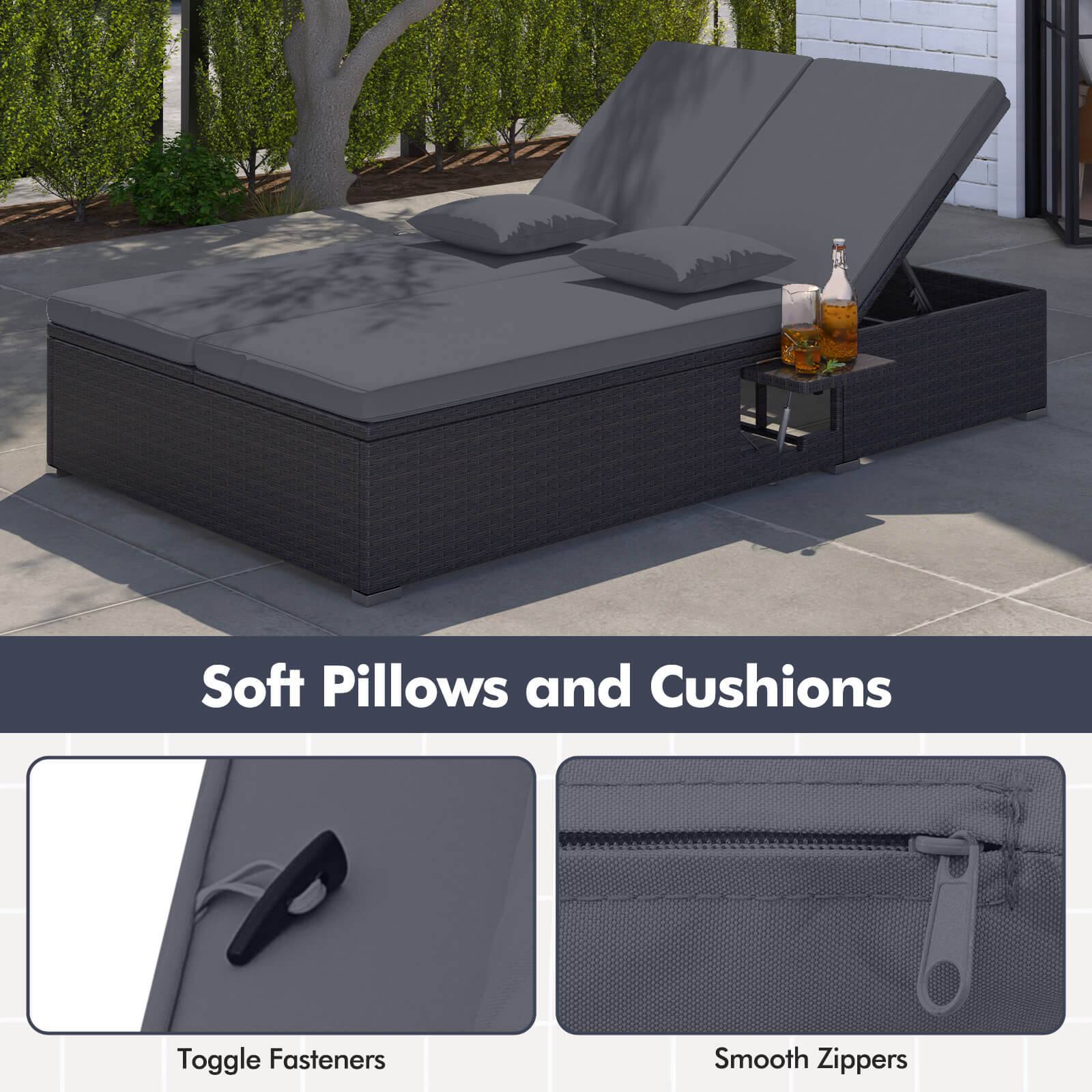 Soft Pillows and Cushions

Toggle Fasteners

Smooth Zippers