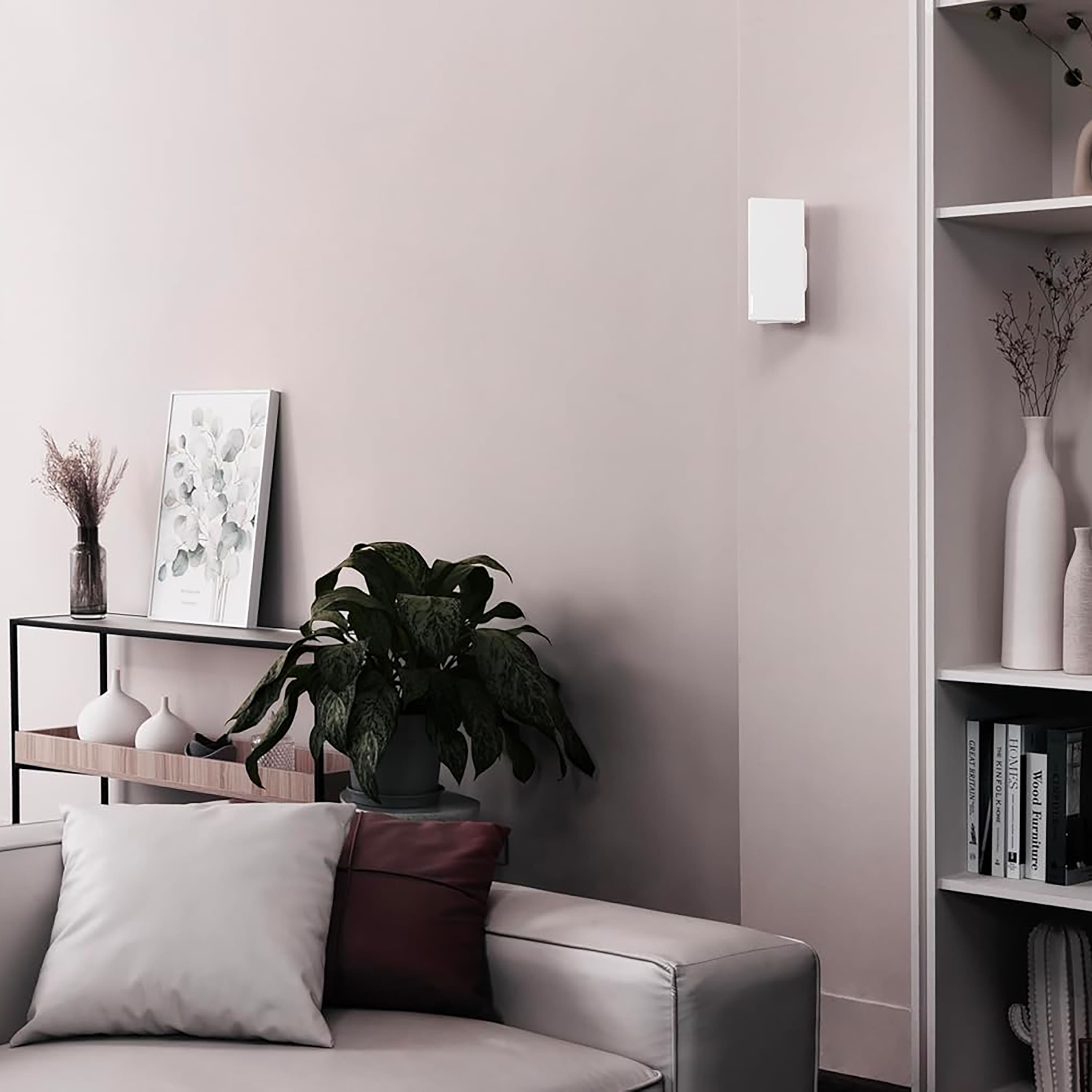 The text on the image reads, "Createritaaintas I - I oni a wood furniture." However, it appears to be a foreign language or a typo, and it is not possible to group or correct it without understanding the context or meaning behind the text.