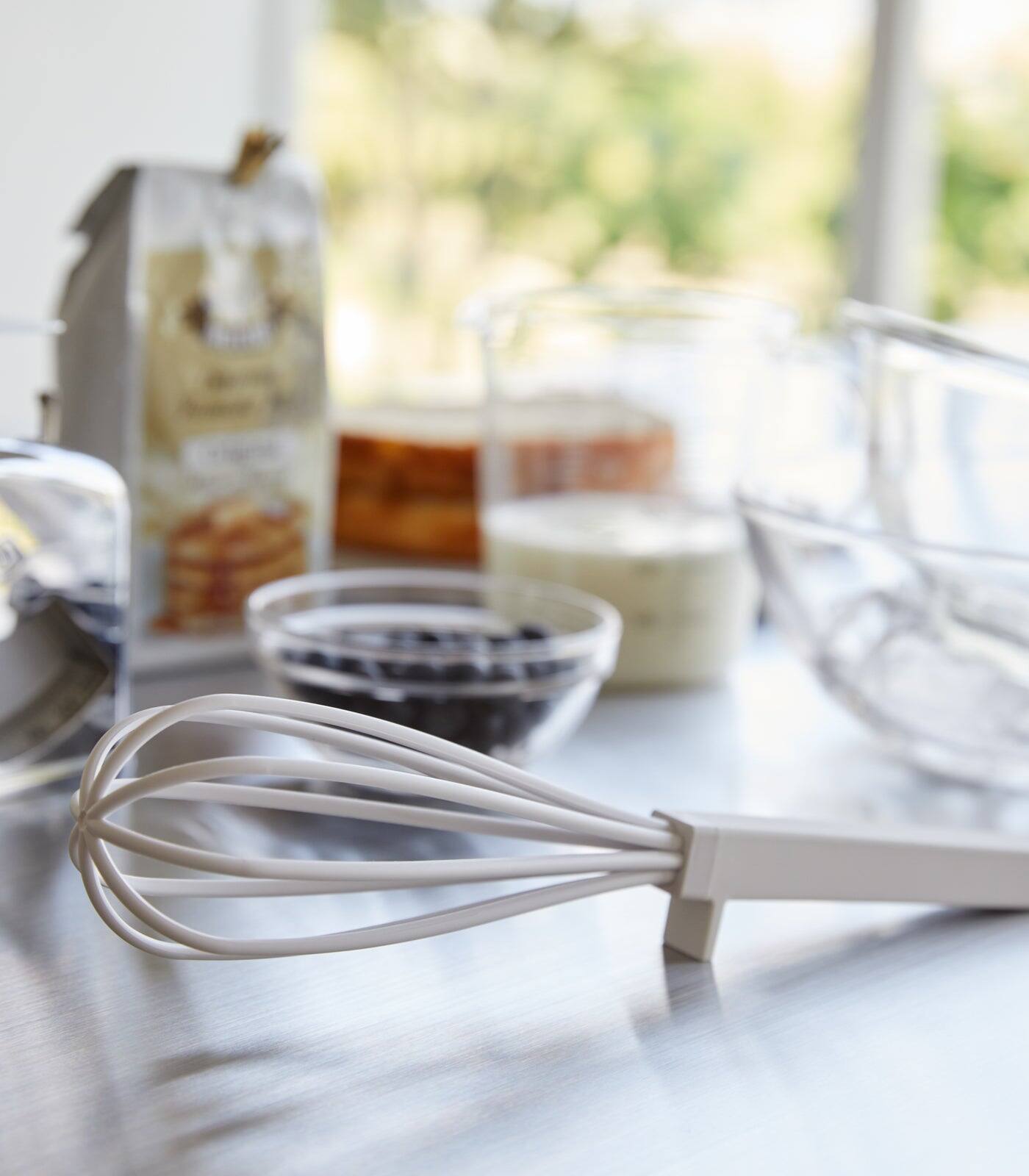Alt View 2. Yamazaki Home - Floating Whisk - Silicone + Nylon - Black.