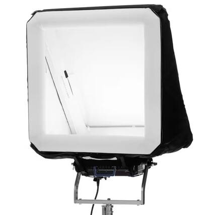 Front. Creamsource - Creamsource DoPChoice SnapBag AIRGLOW 1x1 Booklight.