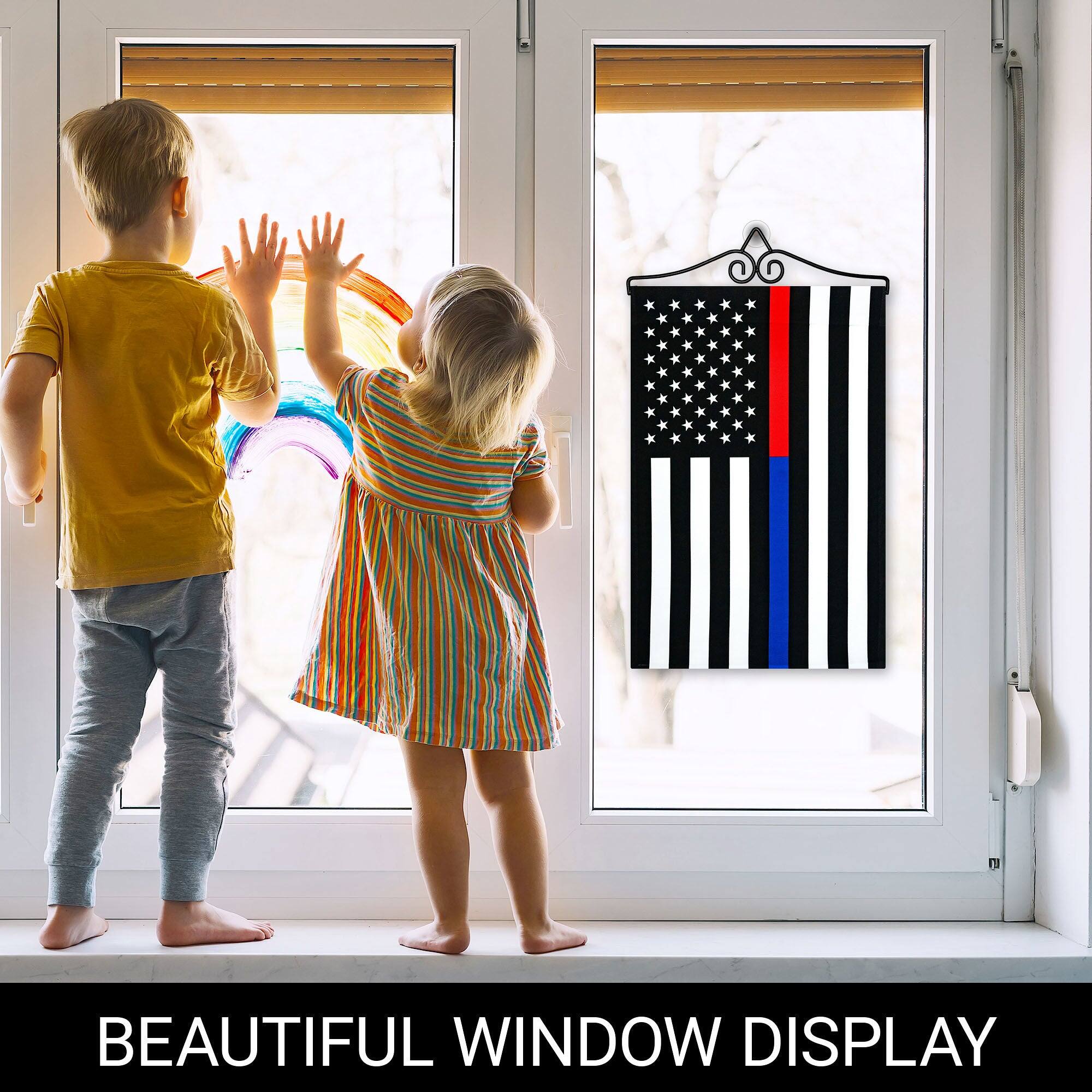 BEAUTIFUL WINDOW DISPLAY