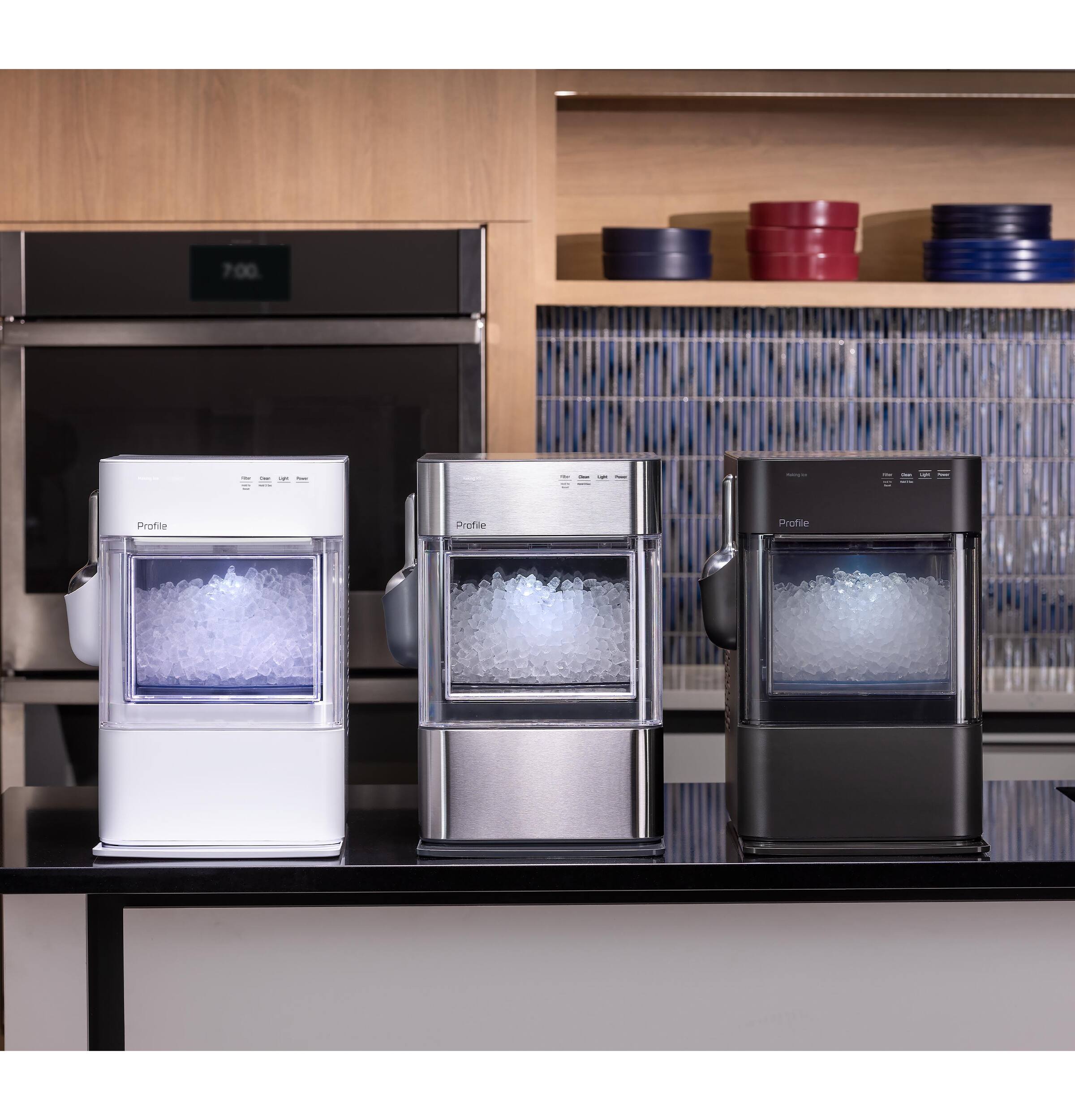 7:00

1 1

Profile

Profile

Profile