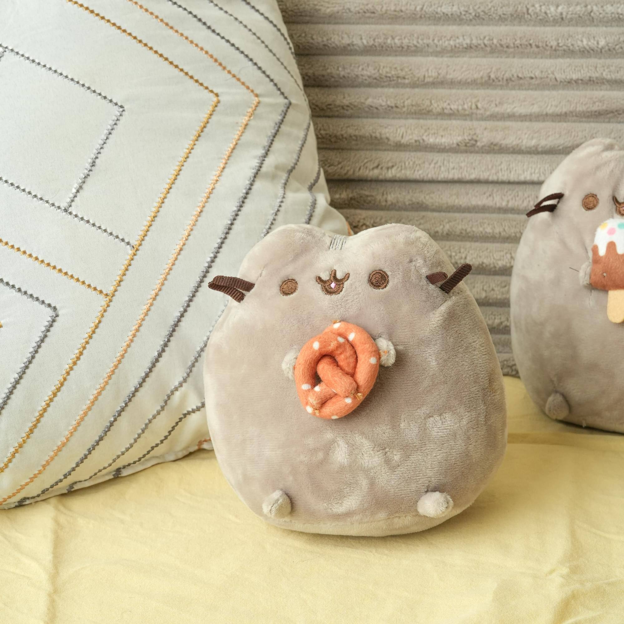 Alt View 2. Fiesta - Pusheen 6.5 Inch Plush | Pusheen with Pretzel - Brown.