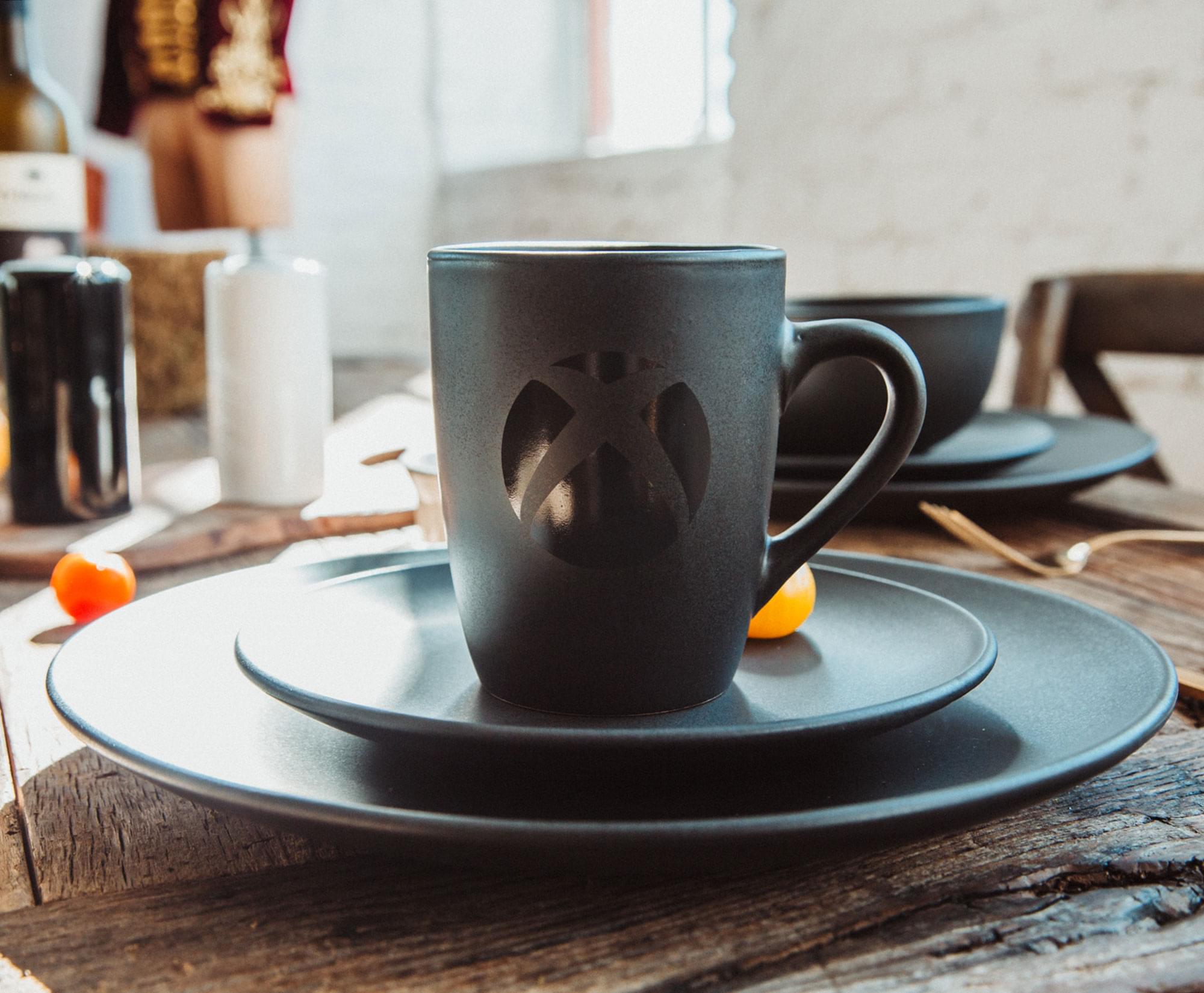 Alt View 4. Ukonic - Xbox Logo Matte Black 8-Piece Ceramic Dinnerware Set - Black.