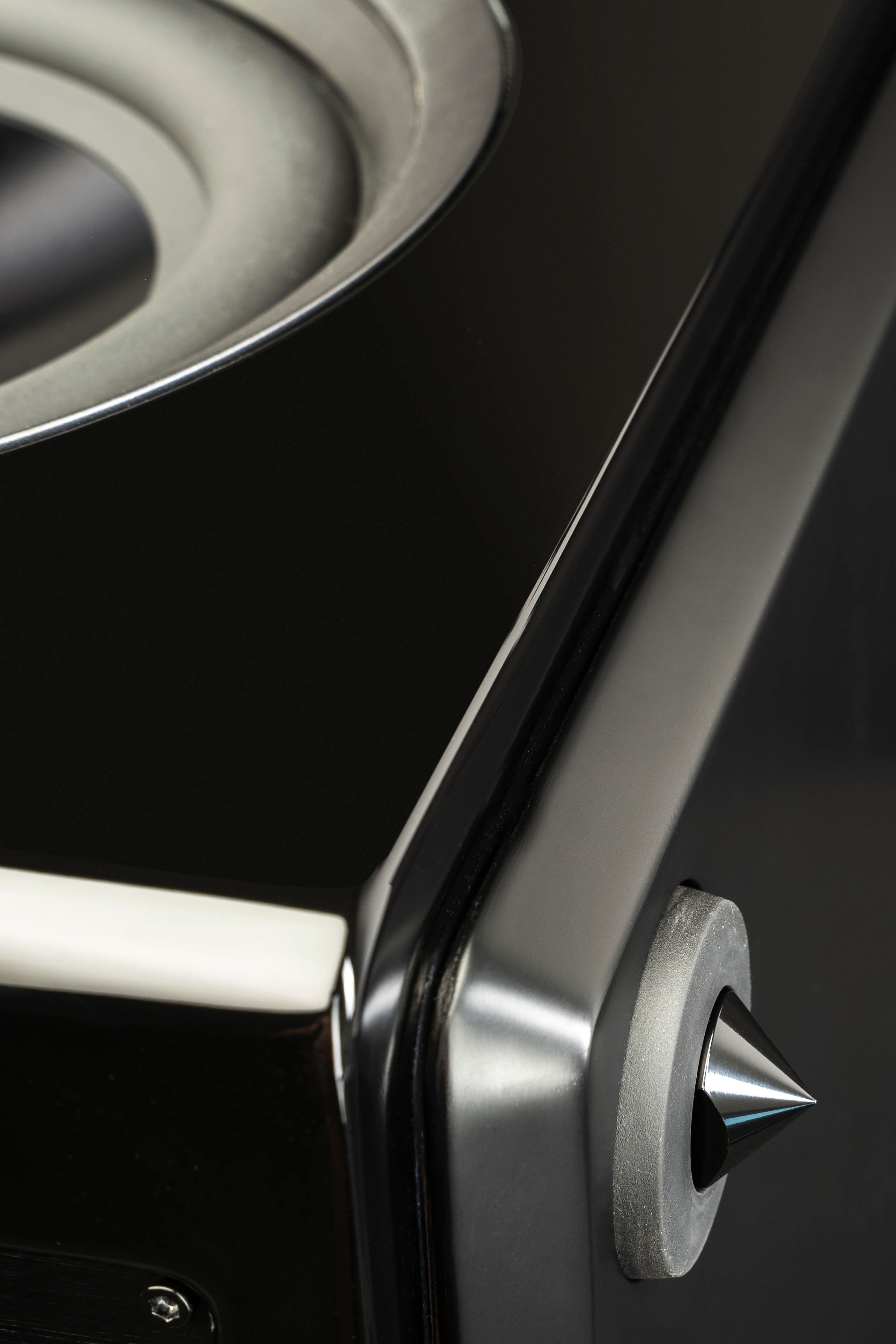 Alt View Zoom 20. MartinLogan - Dynamo 12, 12” Sealed, Powered Subwoofer, with Magnitude MT-1.6kW Amplifier, Sub Control App, and Wireless Built-In - Gloss Black.