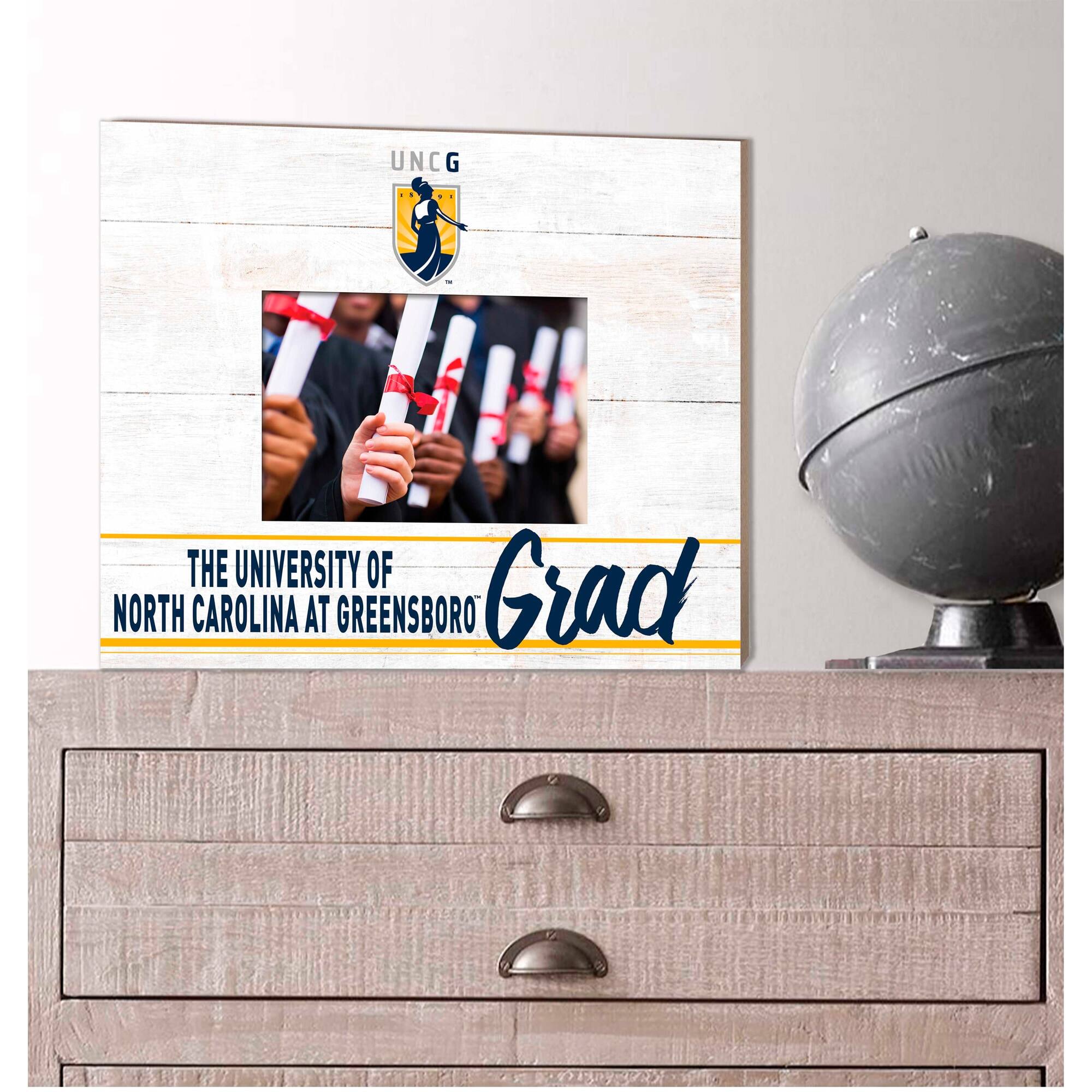 UNCG THE UNIVERSITY OF NORTH CAROLINA AT GREENSBORO Grad