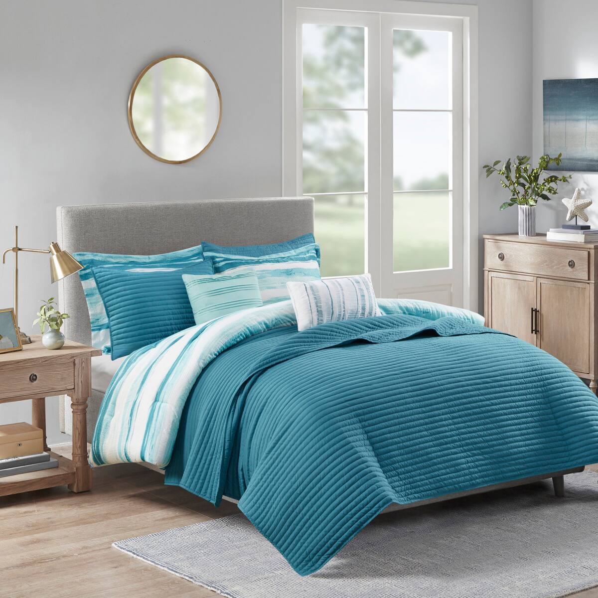 Left. TinyHomie - 8 Piece Printed Seersucker Comforter and Quilt Set Collection Aqua King/Cal King - Aqua.
