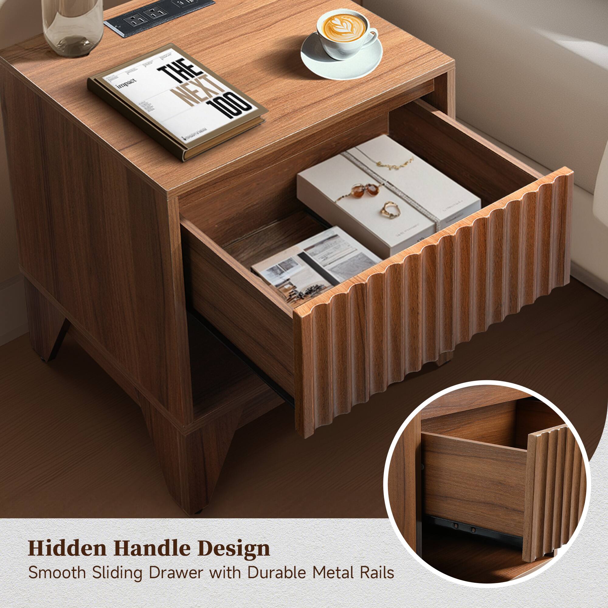 Hidden Handle Design  
Smooth Sliding Drawer with Durable Metal Rails