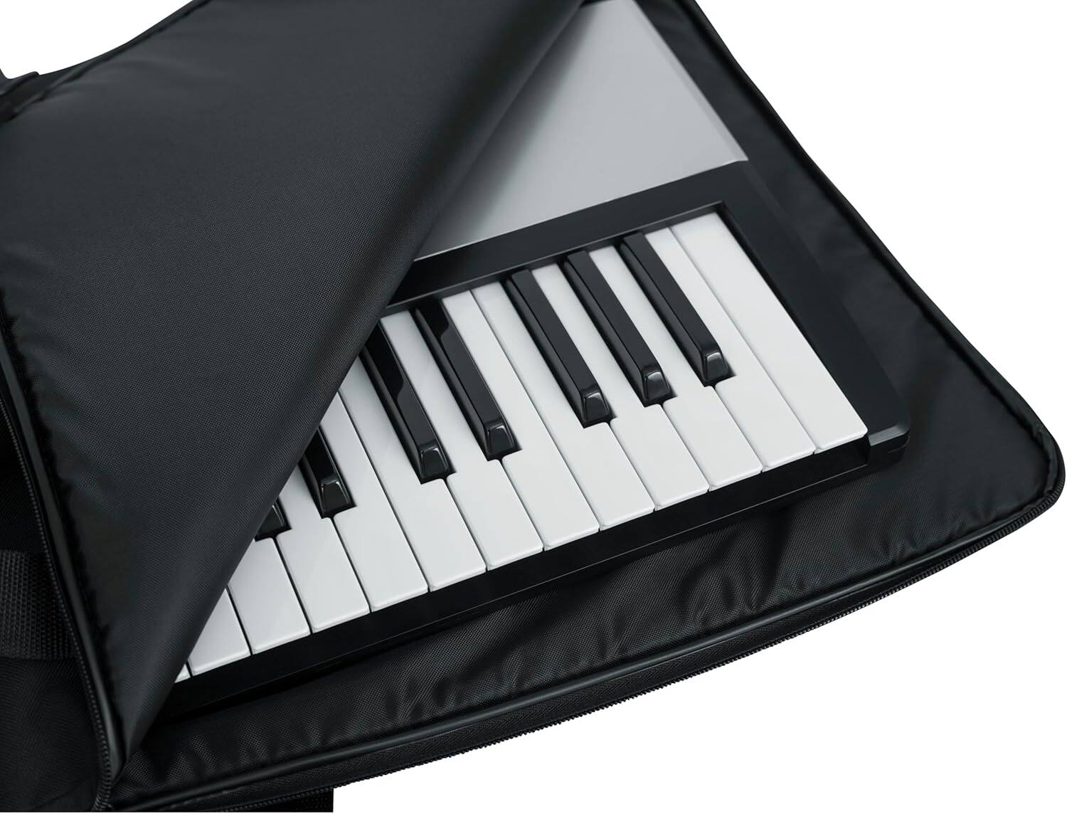 Alt View 1. Gator - Economy 76-Key Keyboard Gig Bag, Lightweight Envelope-Style Design, Water-Resistant Nylon Exterior & Foam Padding - Black.
