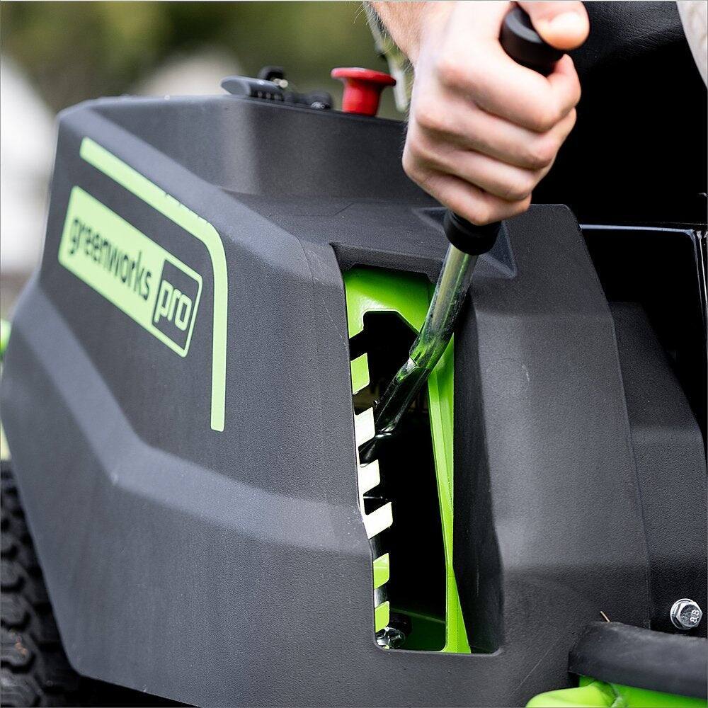 greenworks pro