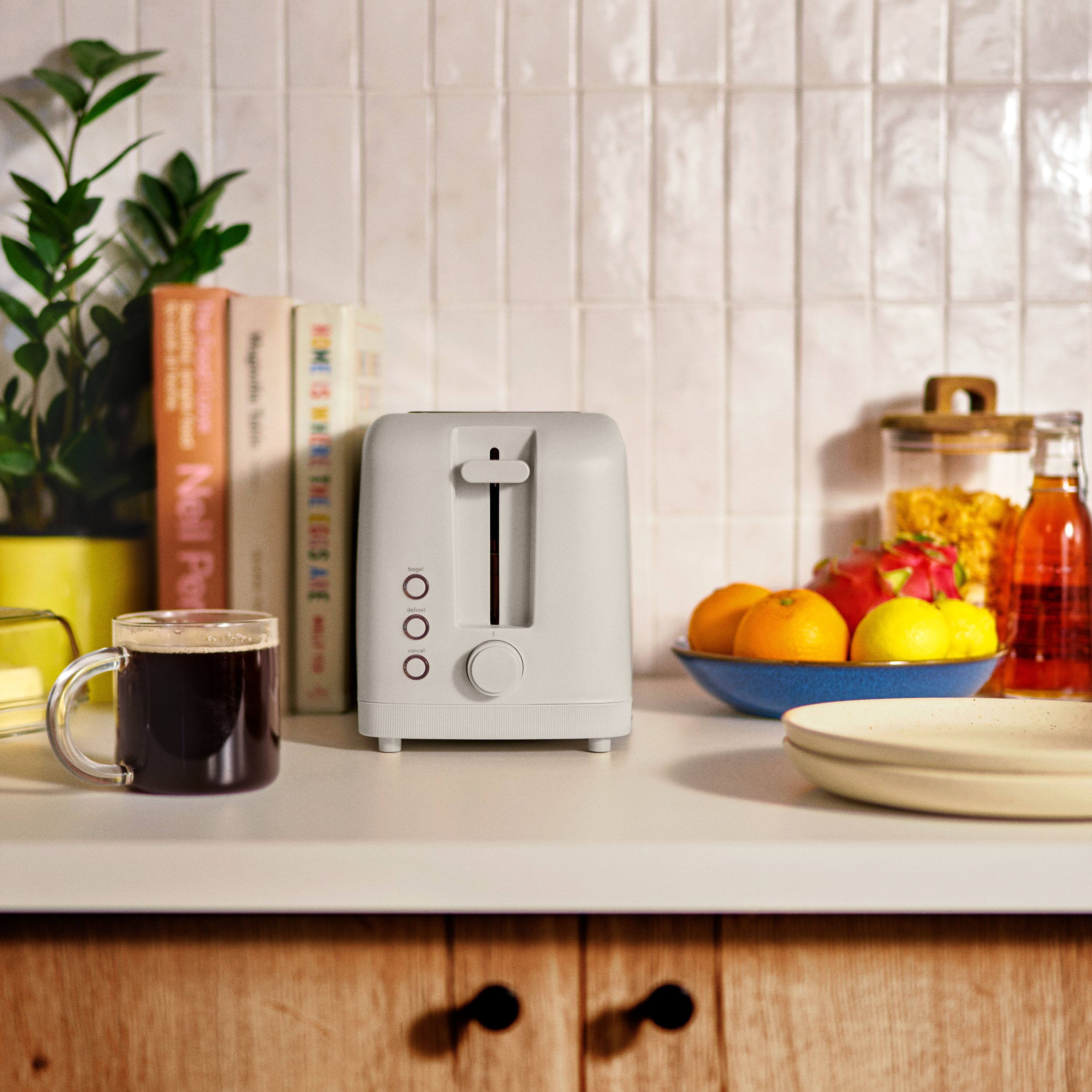 Alt View 9. Bella - Fits-anywhere Kitchenware: 4-Slice Slim Toaster with Long Wide Slots - Oatmilk.