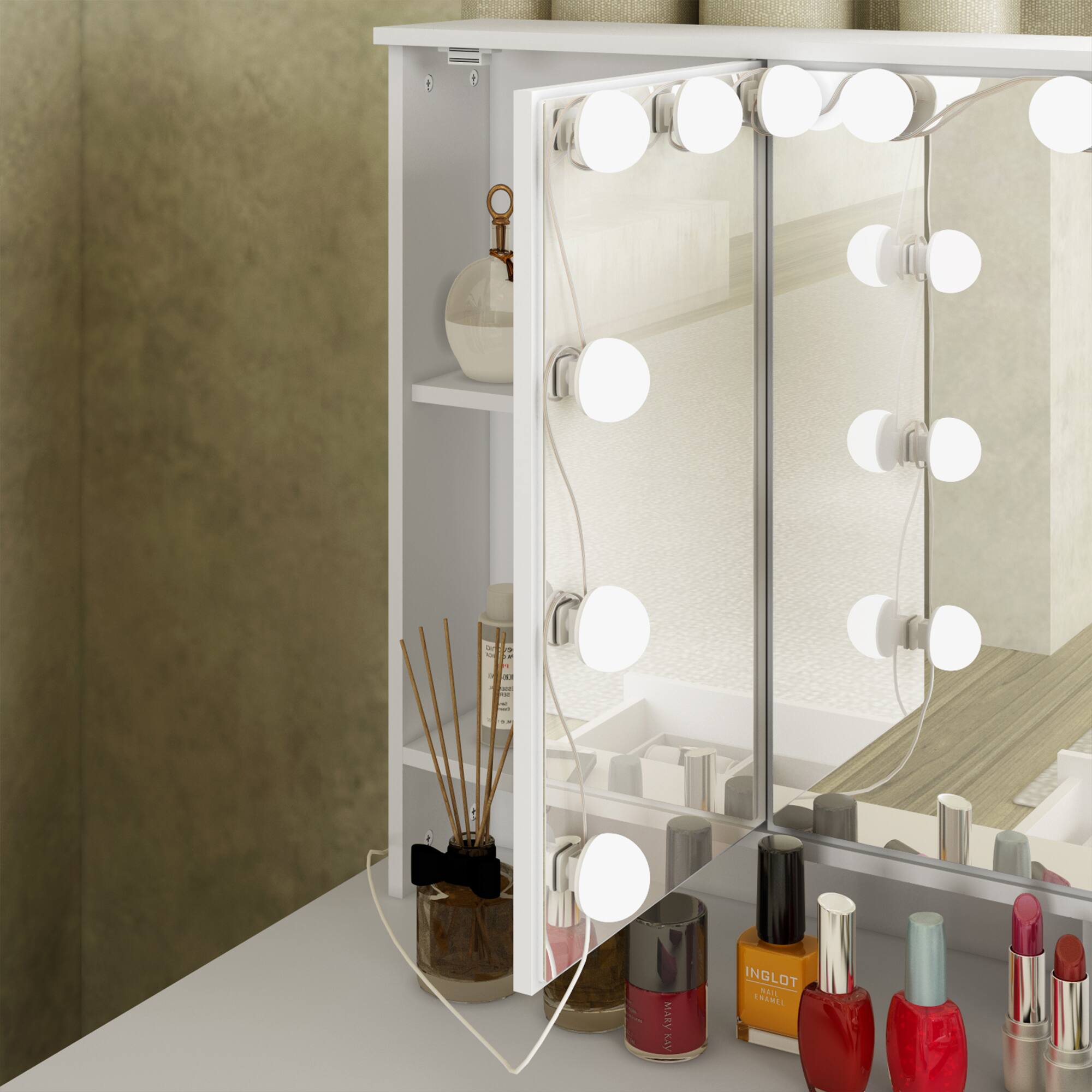 I make up using Inglot.