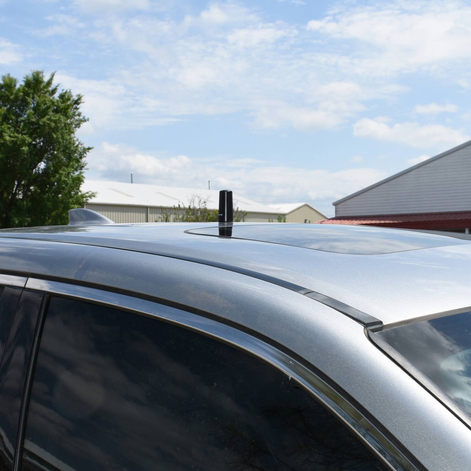 Alt View 2. Browning - Wide-Band 4G/3G LTE Wi-Fi High-Gain Low-Profile Cellular Antenna with NMO Mount, 3.25" Tall - Black.