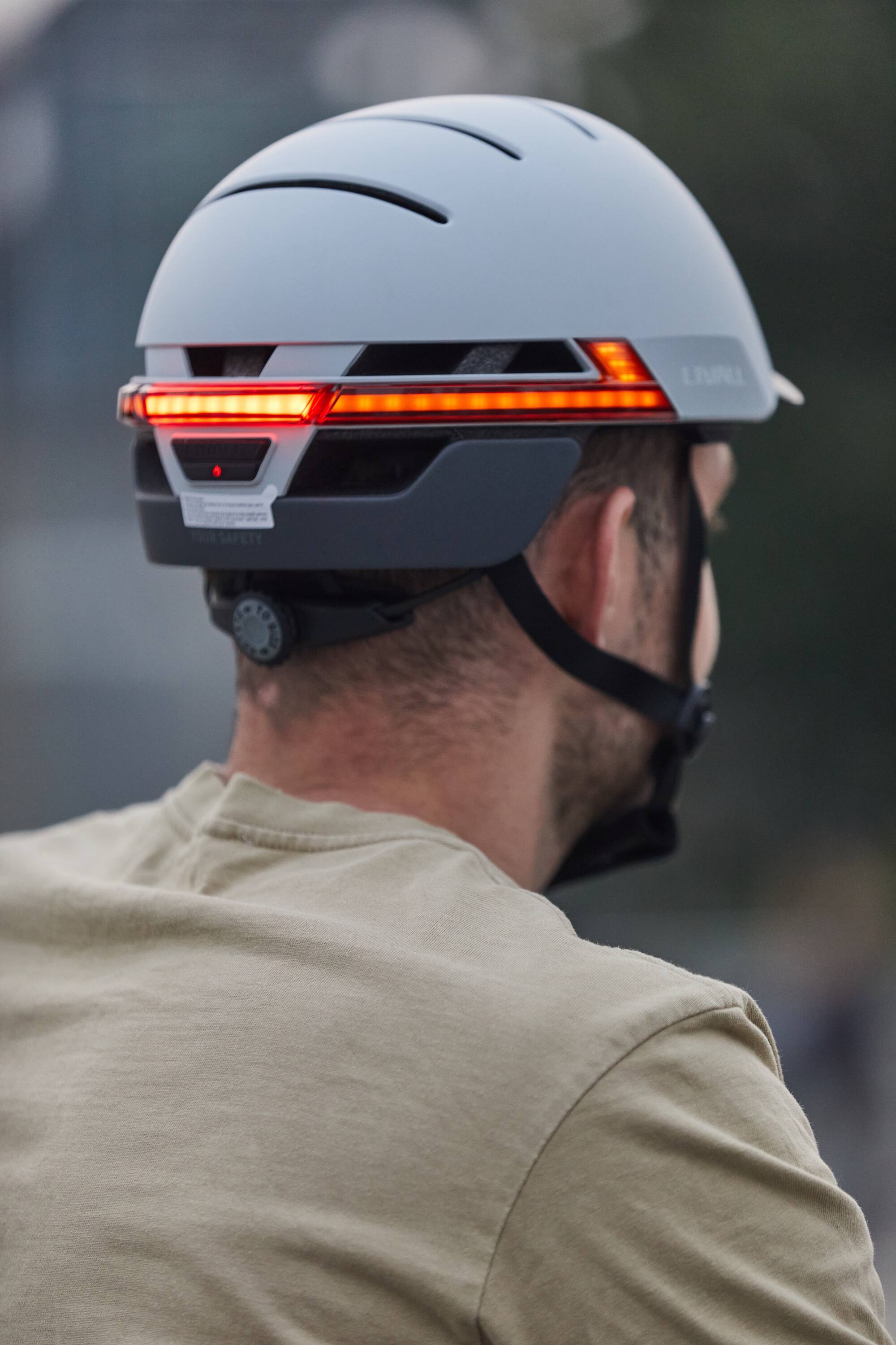 Left. LIVALL - LIVALL BH51M NEO Smart Bike Helmet with speakers, Smart Lighting, Fall Detection & SOS Alert- Grey - Grey.