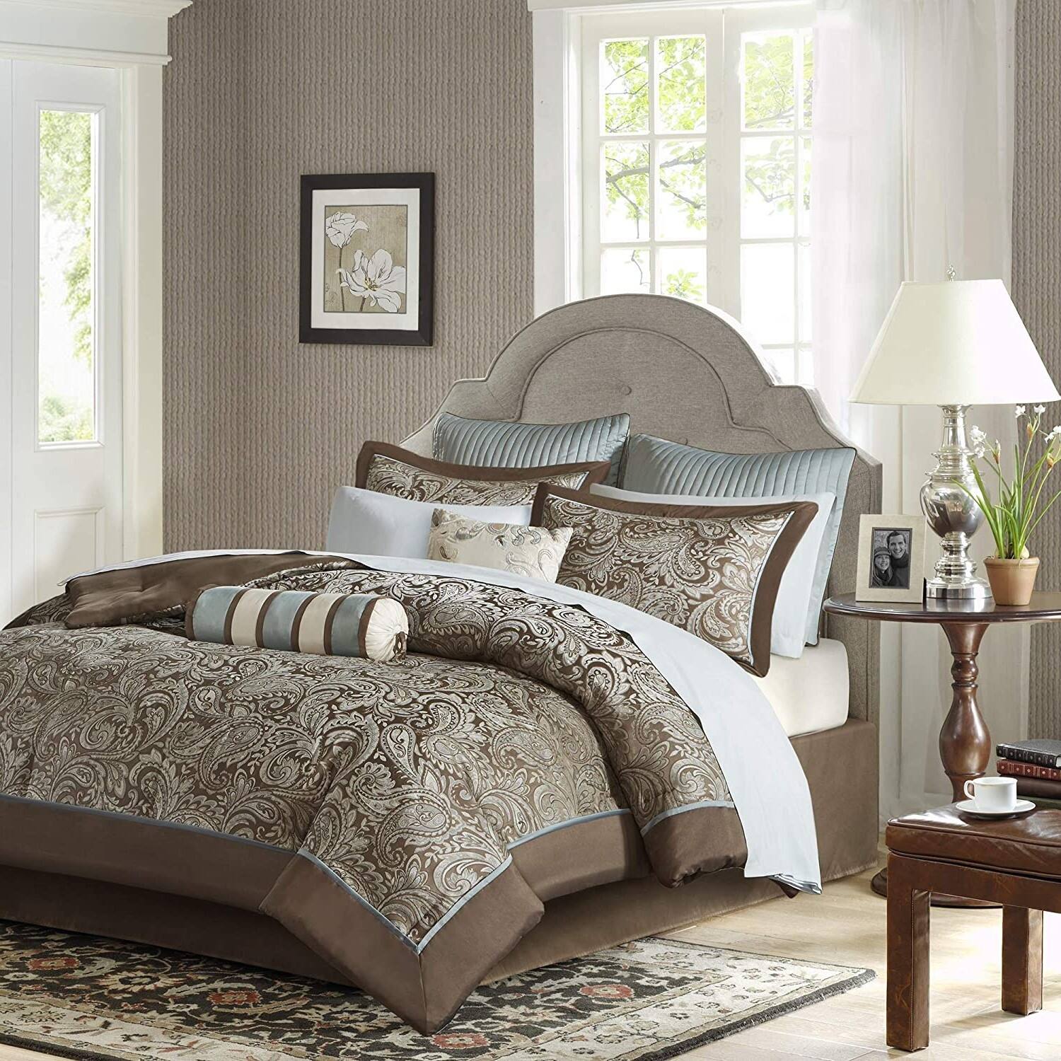 Angle. Hivvago - King 12 Piece Cotton Polyester Comforter Set Blue Paisley - Blue.