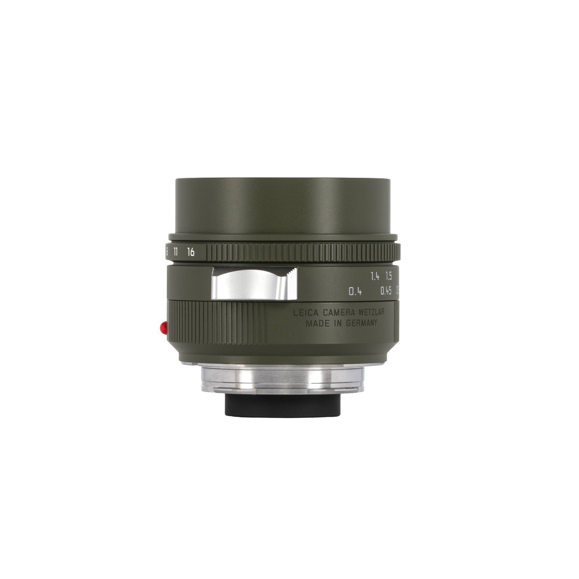 11 16 0.4 1.4 15 0.45 LEICA CAMERA WETZLAR MADE IN GERMANY