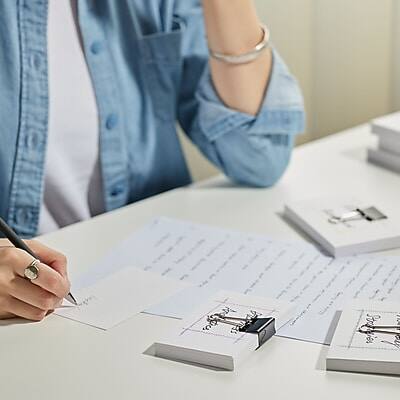 Sure, here is the corrected text:

"Stories Sole"