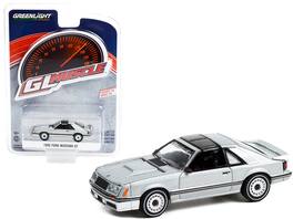Greenlight - 1982 Ford Mustang GT 5.0 Stripes "Greenlight Muscle" Series 26 1/64 - Silver Metallic With Black