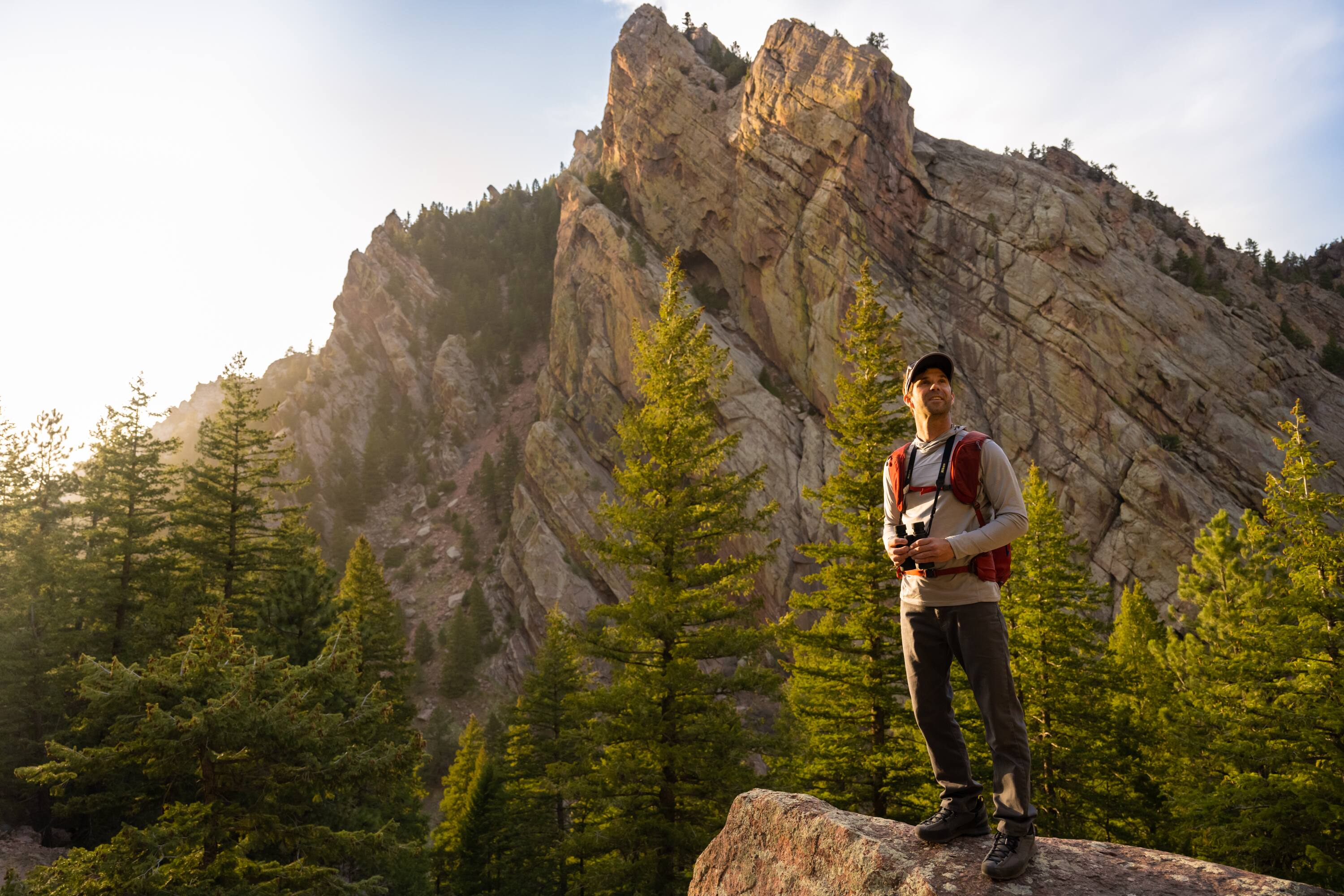 Alt View 10. Nikon - PROSTAFF P7 10X42 Waterproof Binoculars - Green.