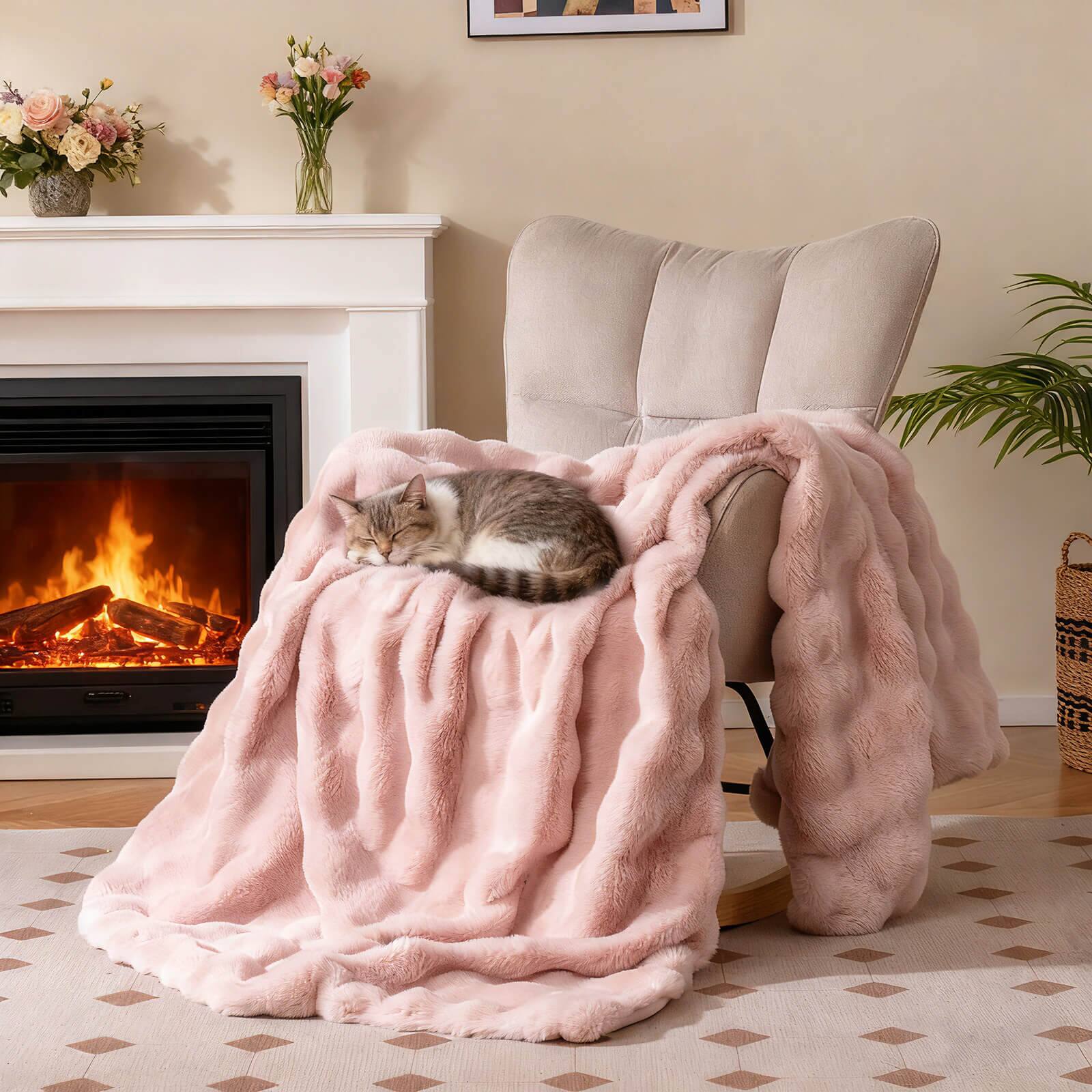 Alt View 1. Costway - Costway 80" x 60" Bubble Faux Rabbit Fur Throw Blanket with 2-Sided Design for Winter - Pink.
