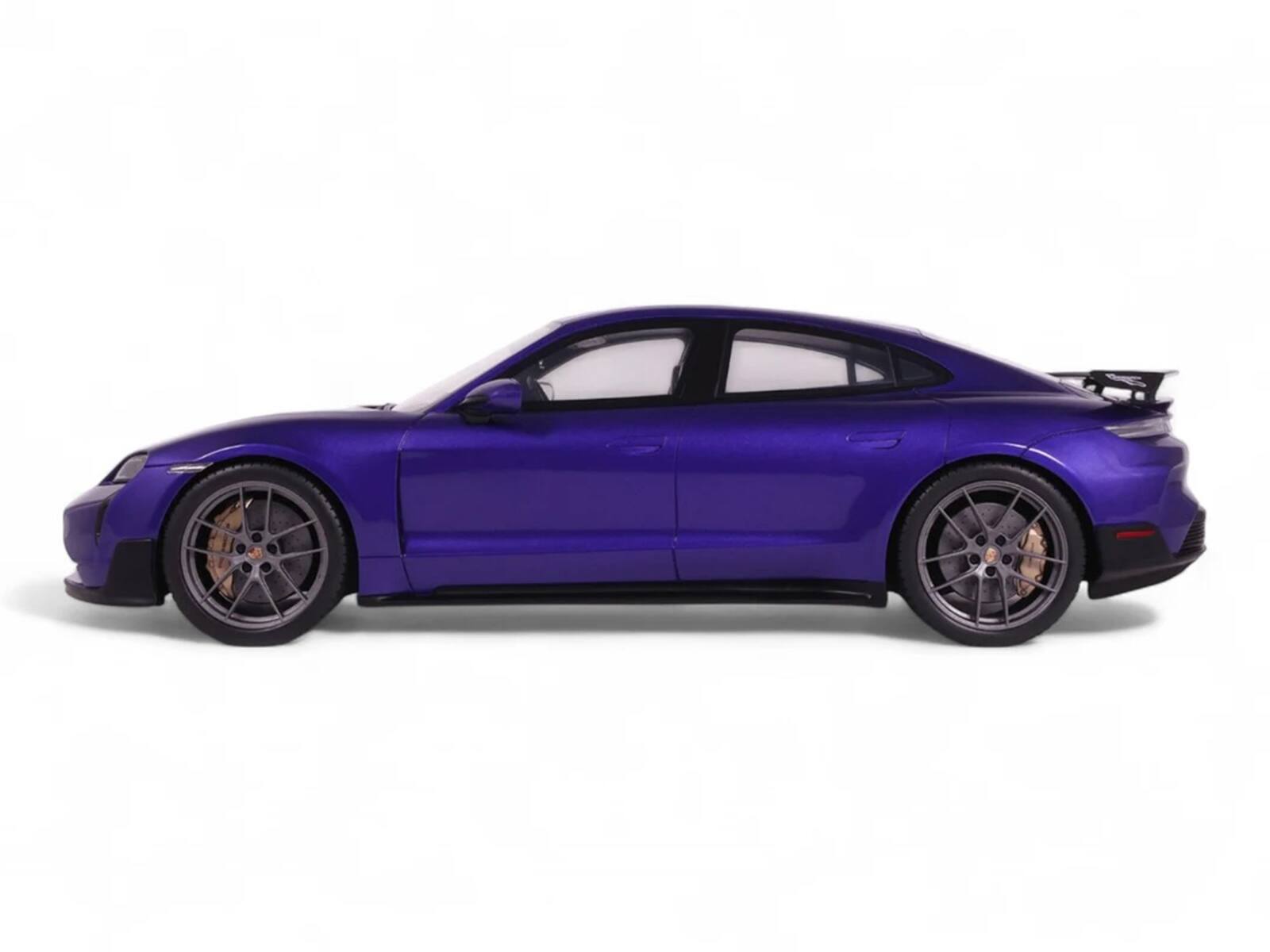 Alt View 3. GT Spirit - 2023 Porsche Taycan Turbo GT Purple Sky Metallic 1/18 Model Car by GT Spirit.