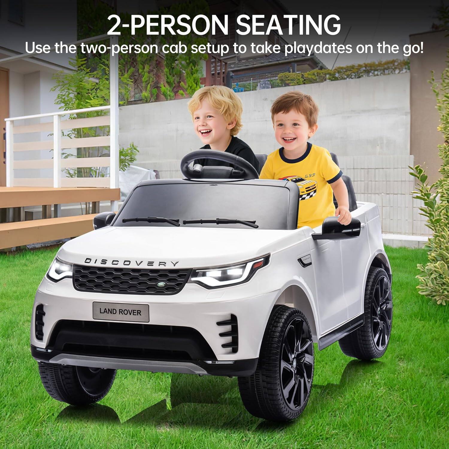 2-PERSON SEATING  
Use the two-person cab setup to take playdates on the go!