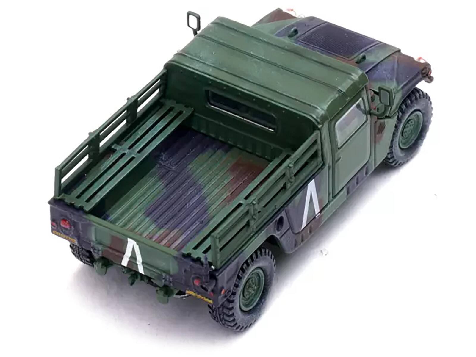 Alt View 1. Panzerkampf - M998 HMMWV 8th Battalion 4th Air Defense Reg 101st Airborne Division Gulf War 1991 U.S. Army Military Miniature 1/64 - Multicolor.