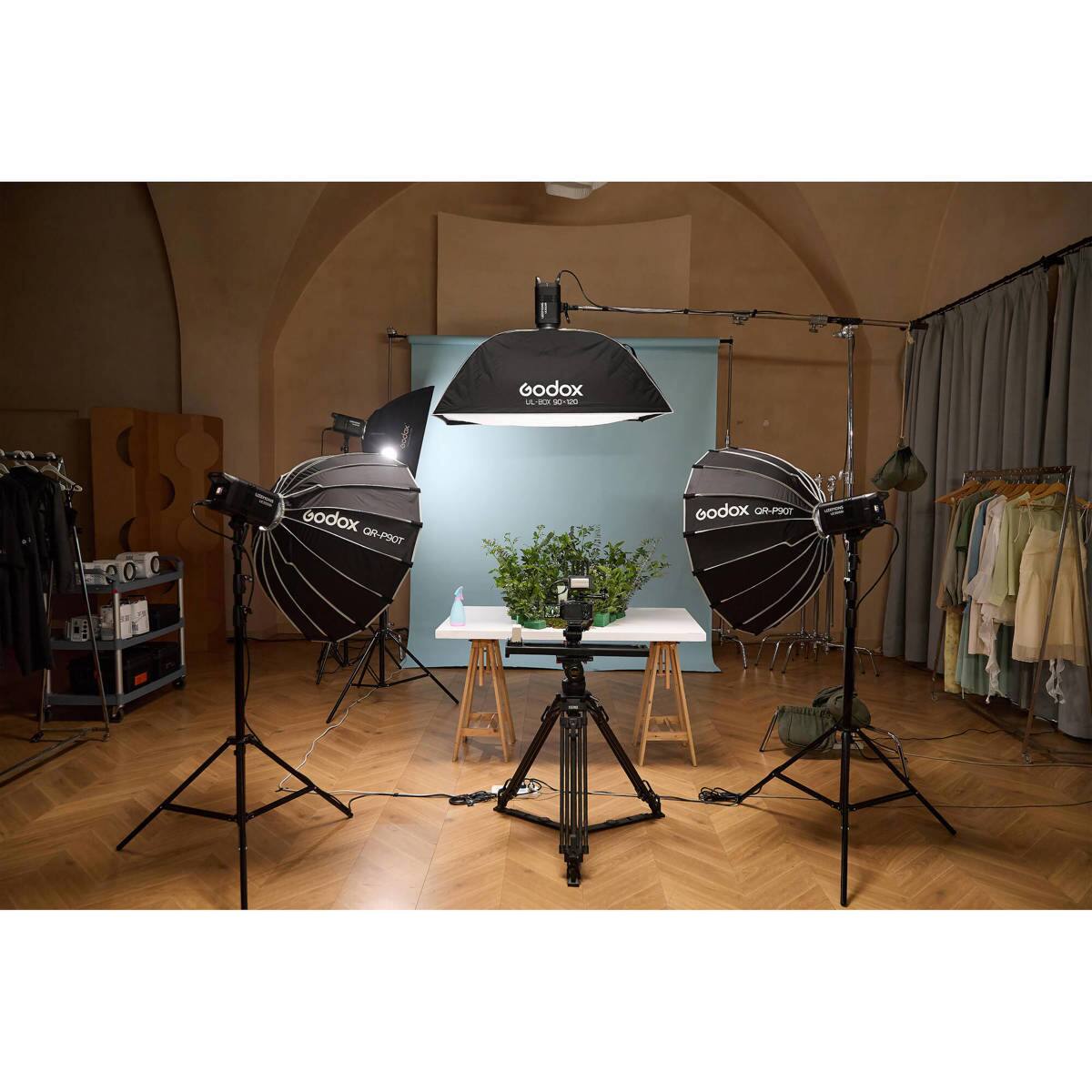 Godox  
- - 0-5  
Godox GR-P90OT  
Godox GR-P90OT