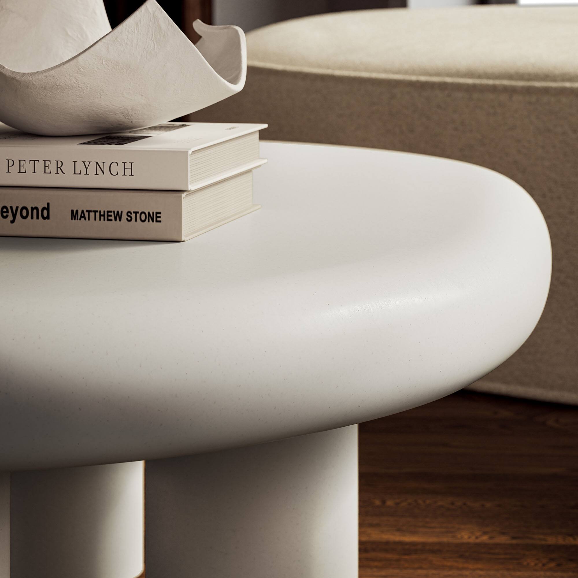 PETER LYNCH  
Beyond  
MATTHEW STONE