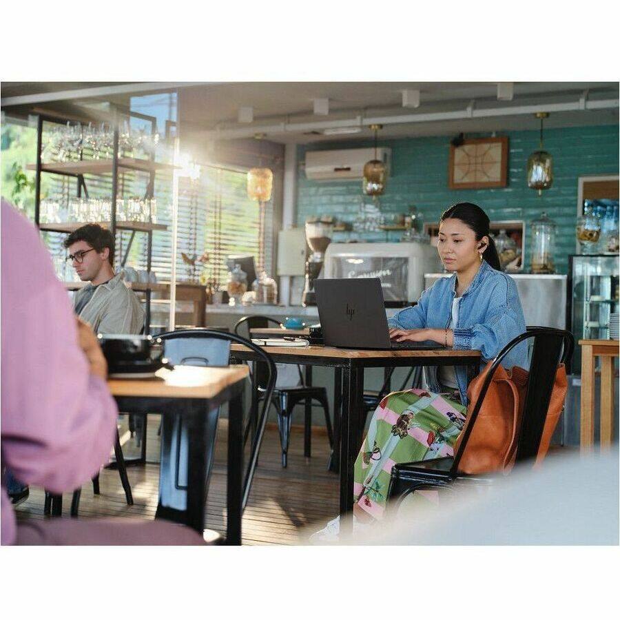 Alt View 3. HP - HP ZBook Ultra G1a 14" Copilot+ PC Mobile Workstation - WUXGA - AMD Ryzen AI MAX PRO 390 - 32 GB - 512 GB SSD - English - Meteor Silver.