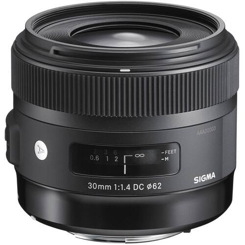 A 2 0.6 3 1 6 2 8 -FEET - AAA00003 30mm 1:1.4 DC 62 SIGMA