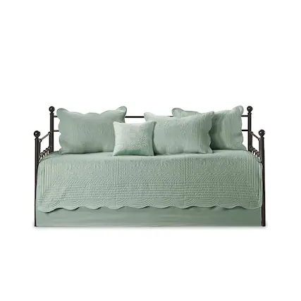 Front. Gracie Mills - Gracie Mills Salvatore 6-Piece Reversible Cottage-Inspired Scalloped Edges Daybed Set - Seafoam.