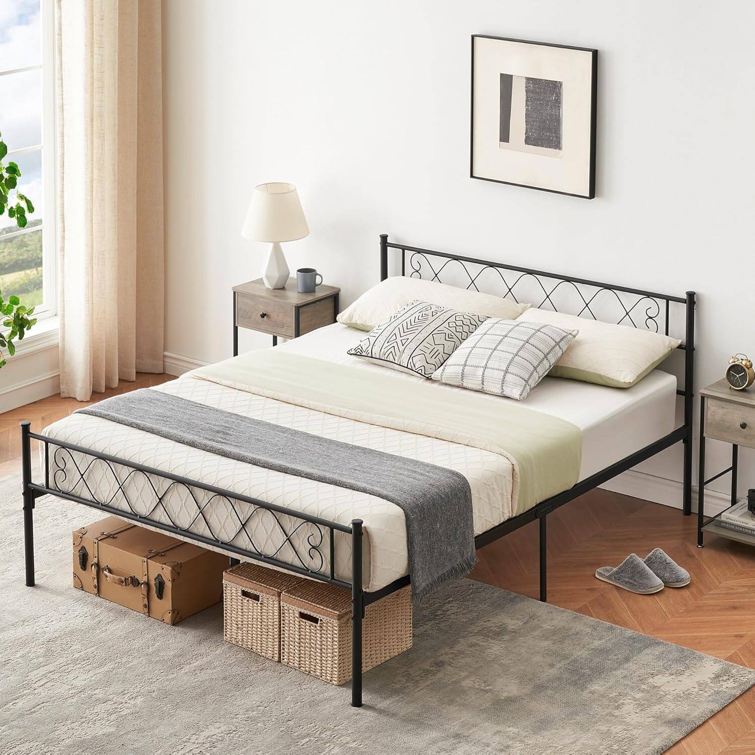 Qeetex - Metal Full Bed Frame Metal Platform Bed Frame with Headboard and Footboard Classic Bed Frame with Iron-Art Sweet Heart f - As Shown