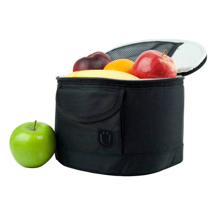 Left. Zuca - Zuca Lunchbox - Paisley in Red (#1771).