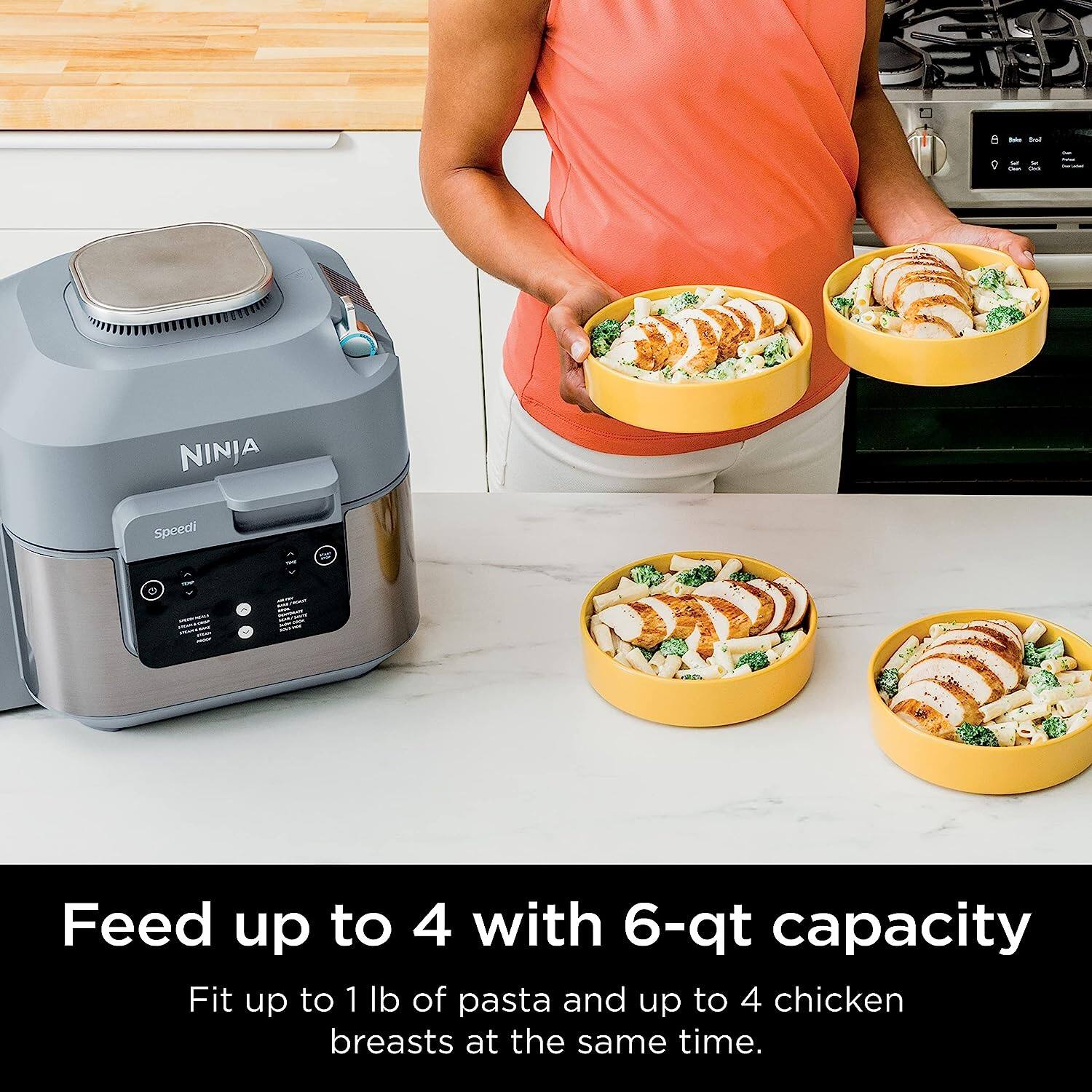 NINJA Speedi

Feed up to 4 with 6-qt capacity

Fit up to 1 lb of pasta and up to 4 chicken breasts at the same time.