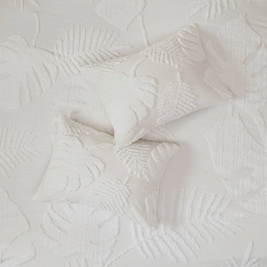 Alt View 3. Gracie Mills - Gracie Mills Domenic 3-Piece Coastal Breeze Tufted Cotton Chenille Palm Comforter Set - Off-White.