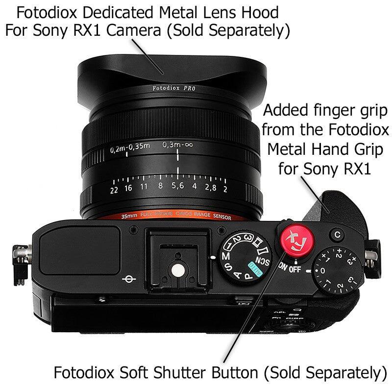 Fotodiox Dedicated Metal Lens Hood For Sony RX1 Camera (Sold Separately)  
Fotodiox PRO  
0.2m-0.35m 0.3m-∞  
16 11 8 5.6 4 2.8 22 2  
Added finger grip from the Fotodiox Metal Hand Grip for Sony RX1  
FULL FITAME CMOS IMAGE 35mm SENSOR  
2 3 1  
I M S SCN DN OFF A C + x 2 1 x 3 0 3 2  
Fotodiox Soft Shutter Button (Sold Separately)