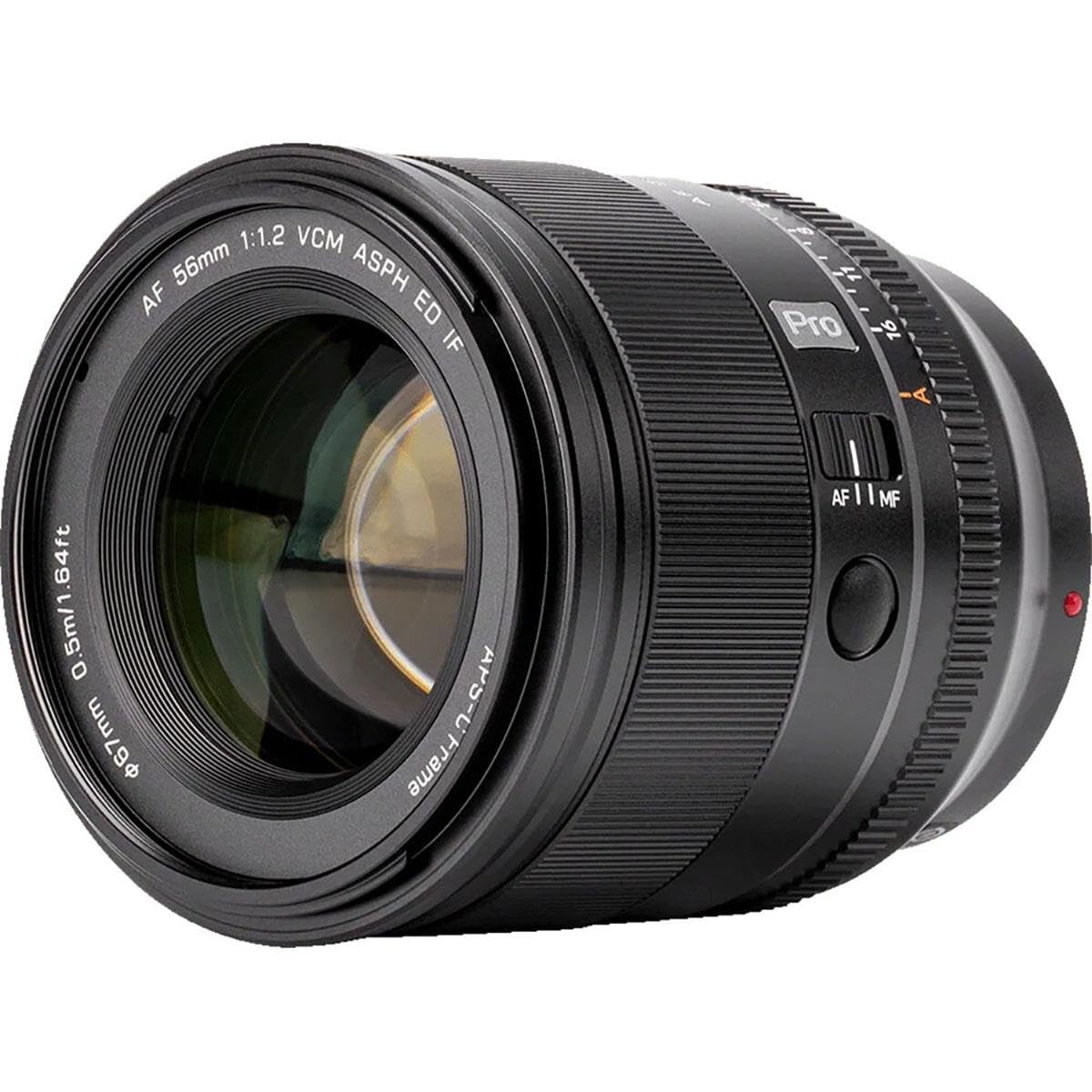1:1.2 VCM 56mm ASPH, AF 03 IF  
CO Pro  
a  
64ft 0.5m/1  
67mm  
APS-C Frame APS-C Frame  
AF | MF