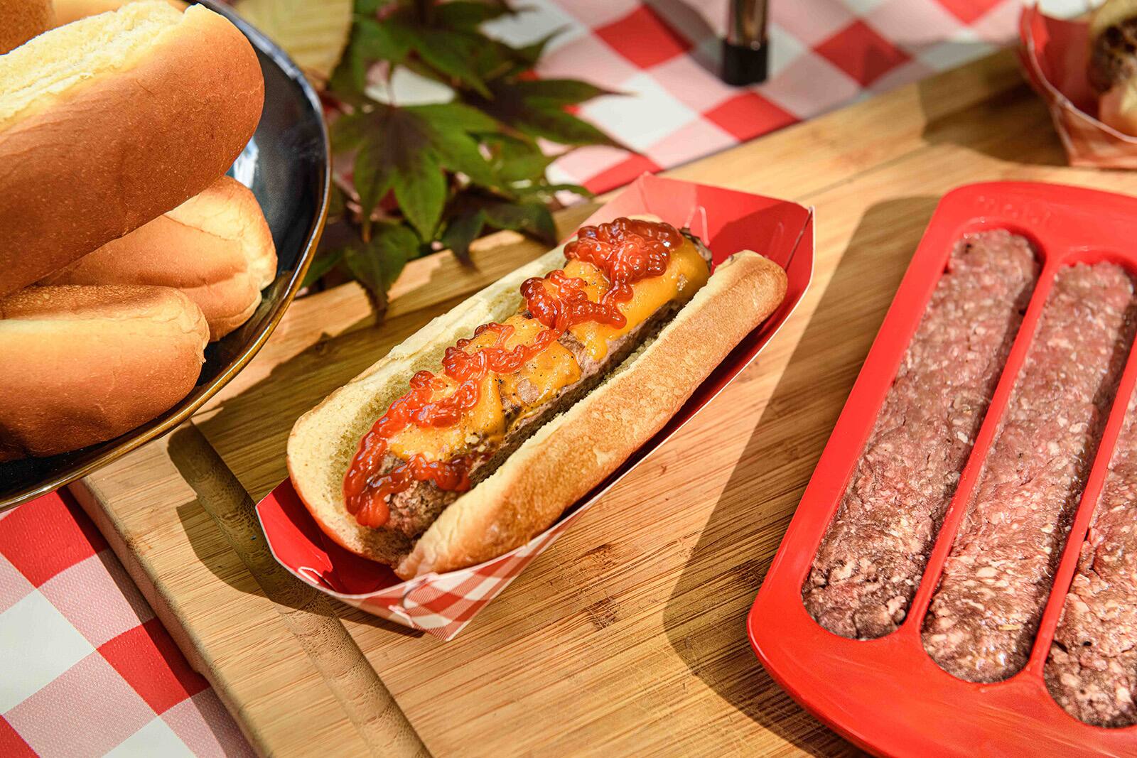 Alt View 3. MOBI - Hot Dog Shaped Hamburger Mold - Red.