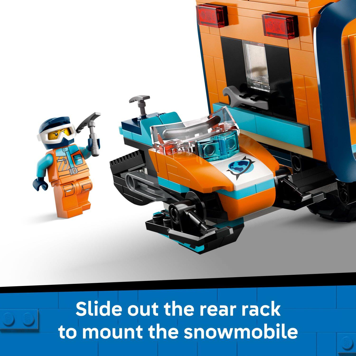 S L 0 Slide out the rear rack to mount the snowmobile