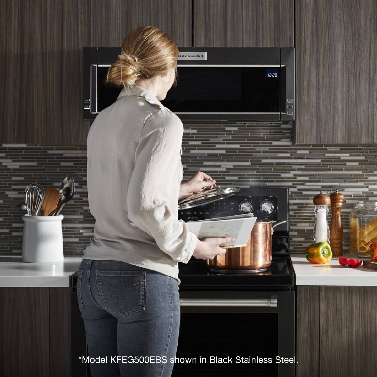 *Model KFEG500EBS shown in Black Stainless Steel.