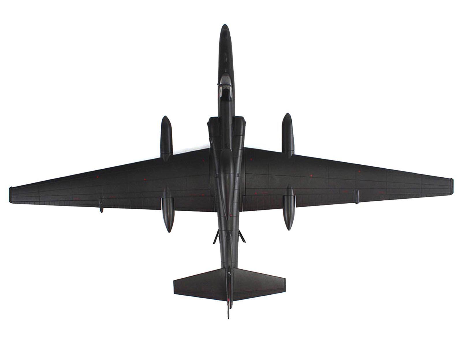 Left. Hobby Master - Lockheed U-2S Dragon Lady "80-1083 99th ERS 9th RW RAF Fairford" 2021 USAF "Air Power Series" 1/72 - Black.