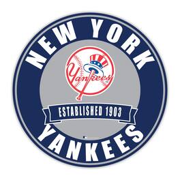 Fan Creations - New York Yankees 24" Circle with Banner - Multicolor