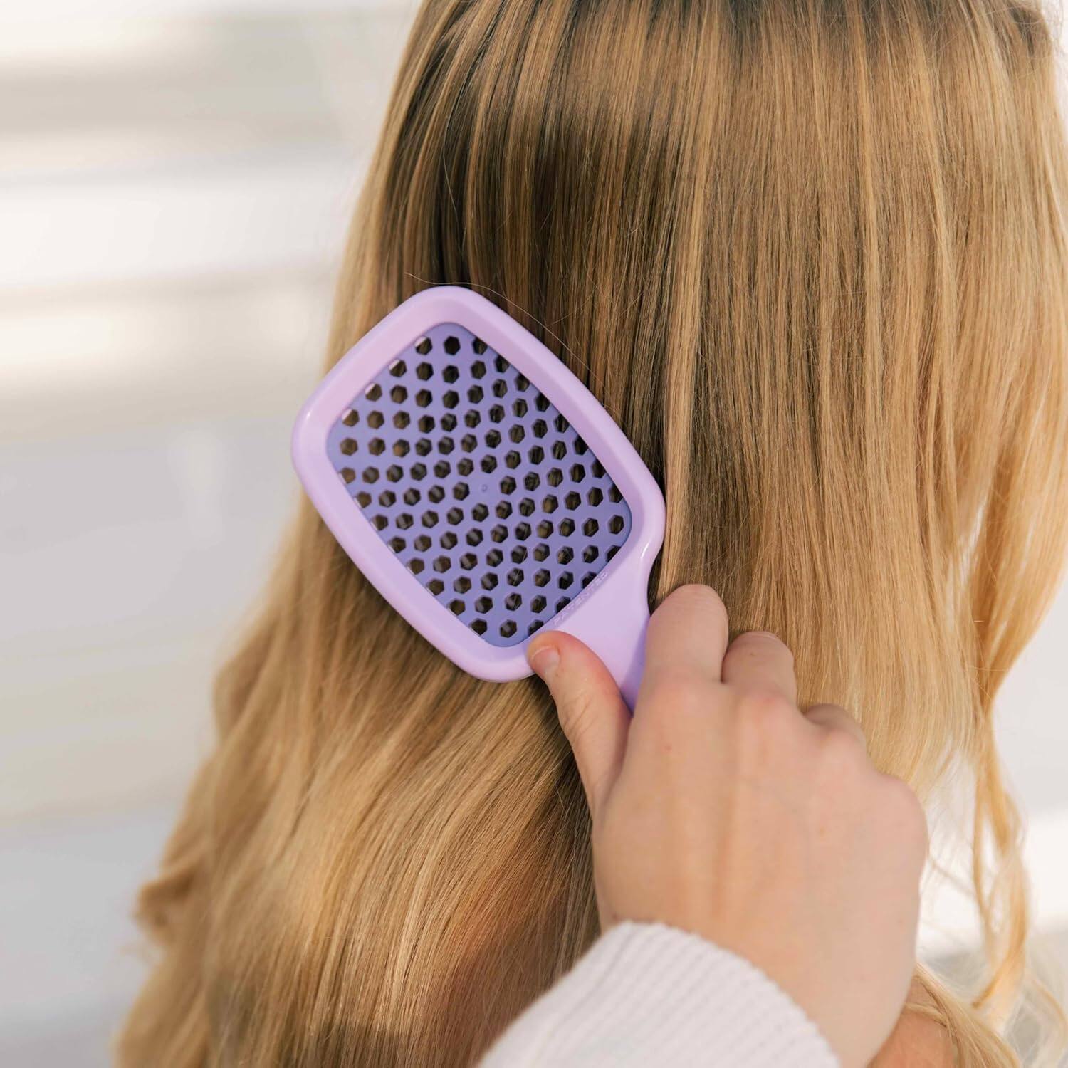 Alt View 6. FHI Heat - UNbrush Mini Wet/Dry Detangling Hair Brush with DuoFlex™ Anti-Static Bristles - Lilac Light Purple.