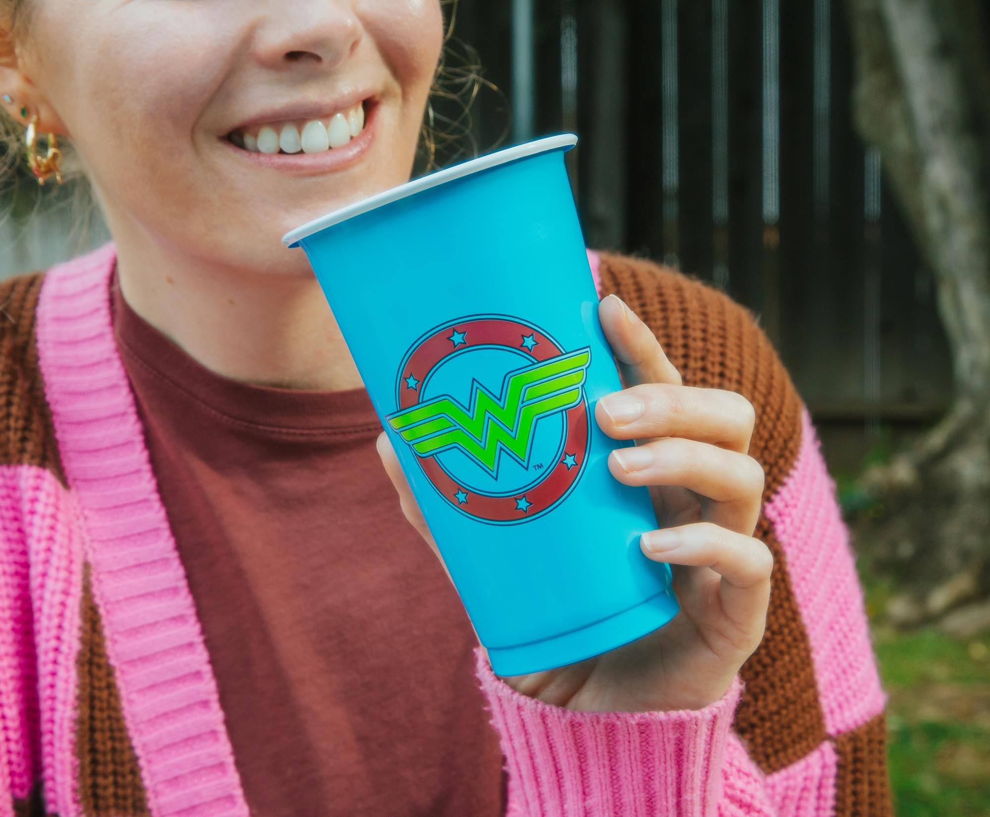 Alt View 5. DC Universe - DC Comics Wonder Woman Logo 18-Ounce Disposable Plastic Mini Cups | Set of 20 - Blue.