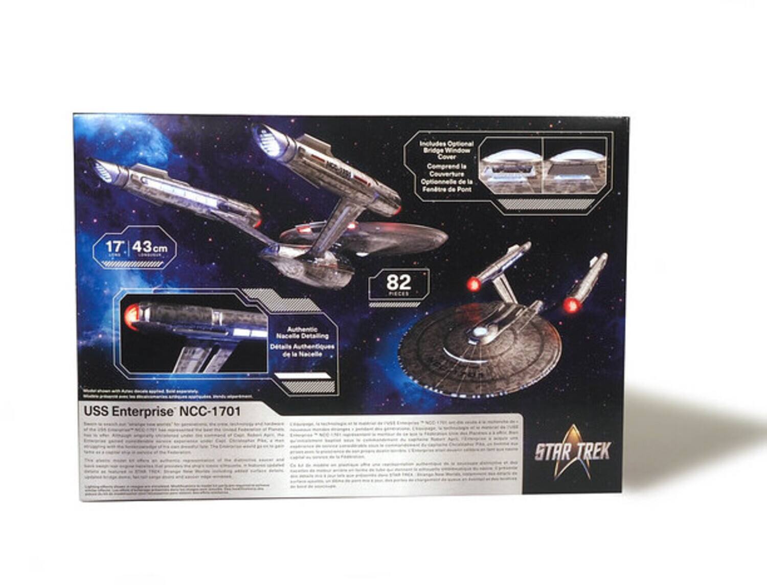 Includes Optional Bridge Window Cover  
Comprend la Couverture Optionnelle de la Fenêtre de Pont  
17.43 cm  
82 PECES  
Authentic Nacelle Detailing  
Détails Authentiques de la Nacelle  
USS Enterprise NCC-1701  
STAR TREK